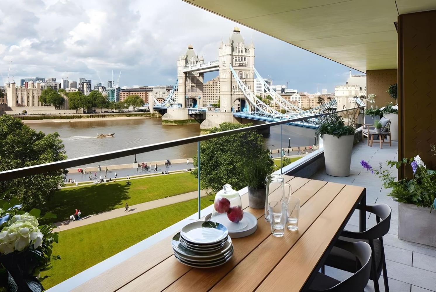 3 Million Pound Luxury Large Tower Bridge Direct Views Sleeps 6 Apartment London