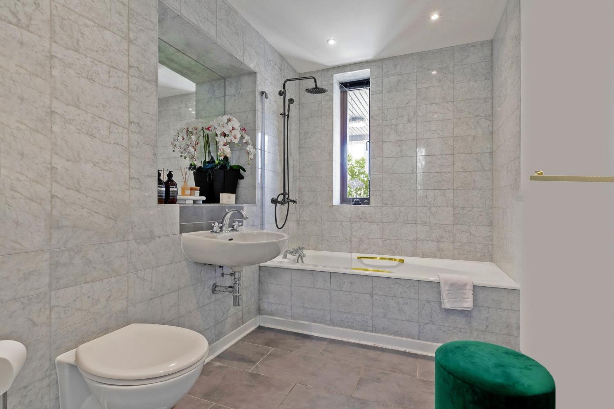 Apartamento Divine Views From A Breathtaking Luxxe Penthouse For A Gracious Life Style Londres