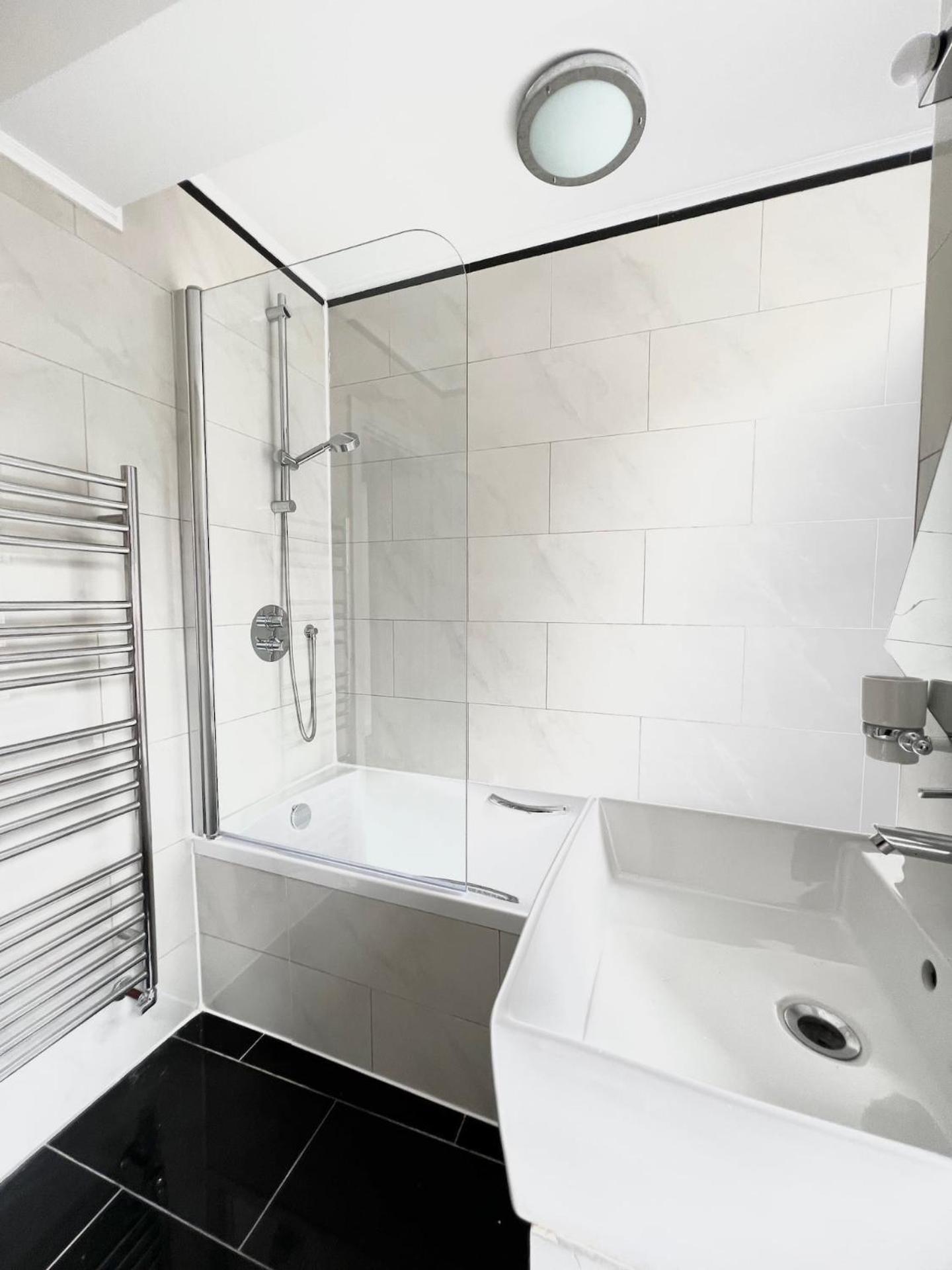 3 Bed Apartment- * Londres