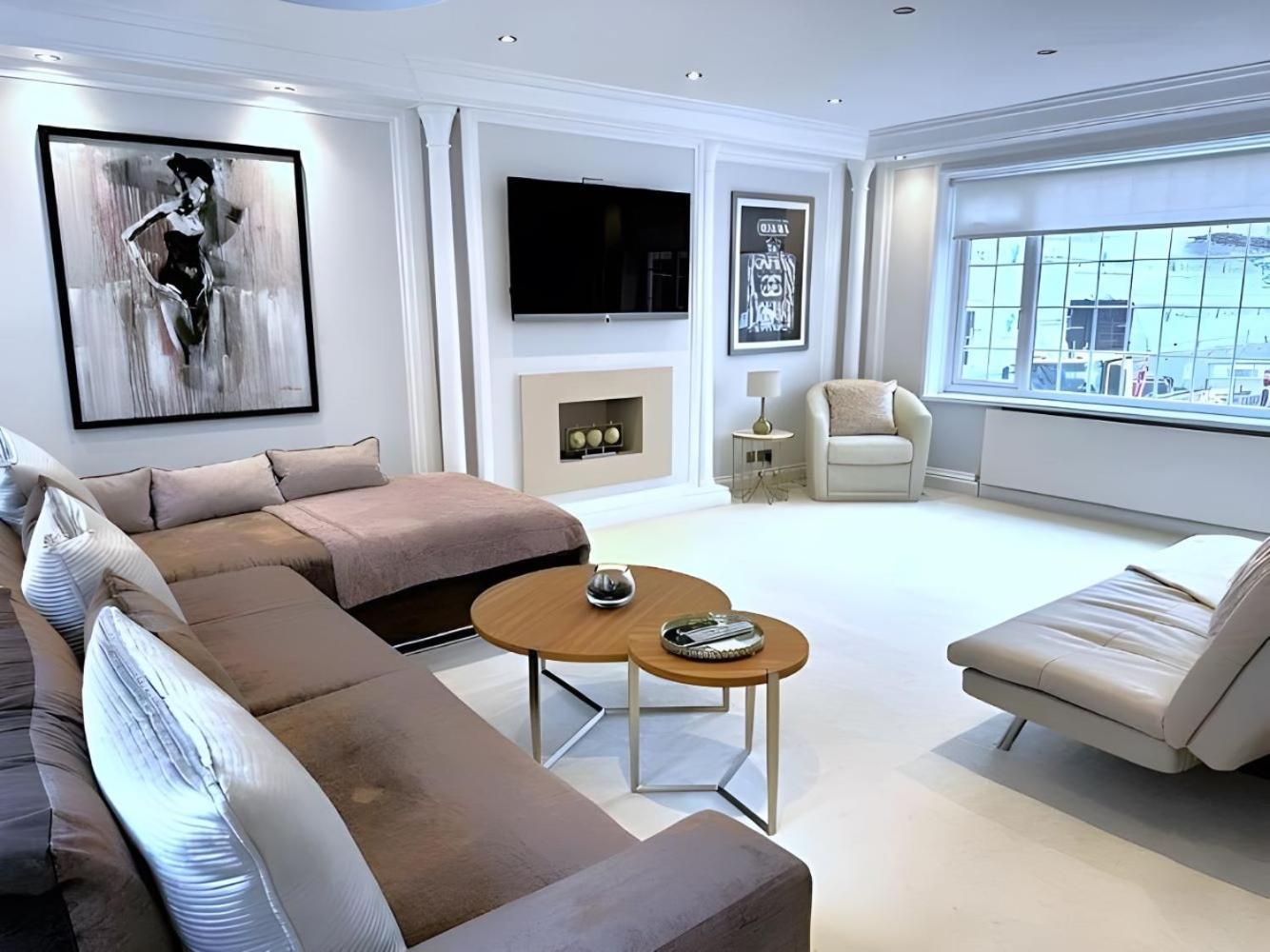4million Pound Beautiful Mayfair House By Park Lane With Private Roof Terrace *