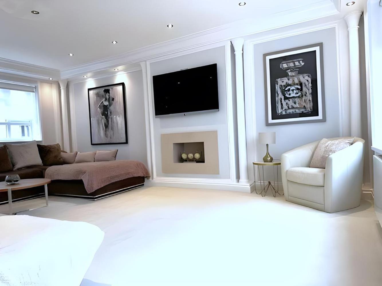 4million Pound Beautiful Mayfair House By Park Lane With Private Roof Terrace Londres