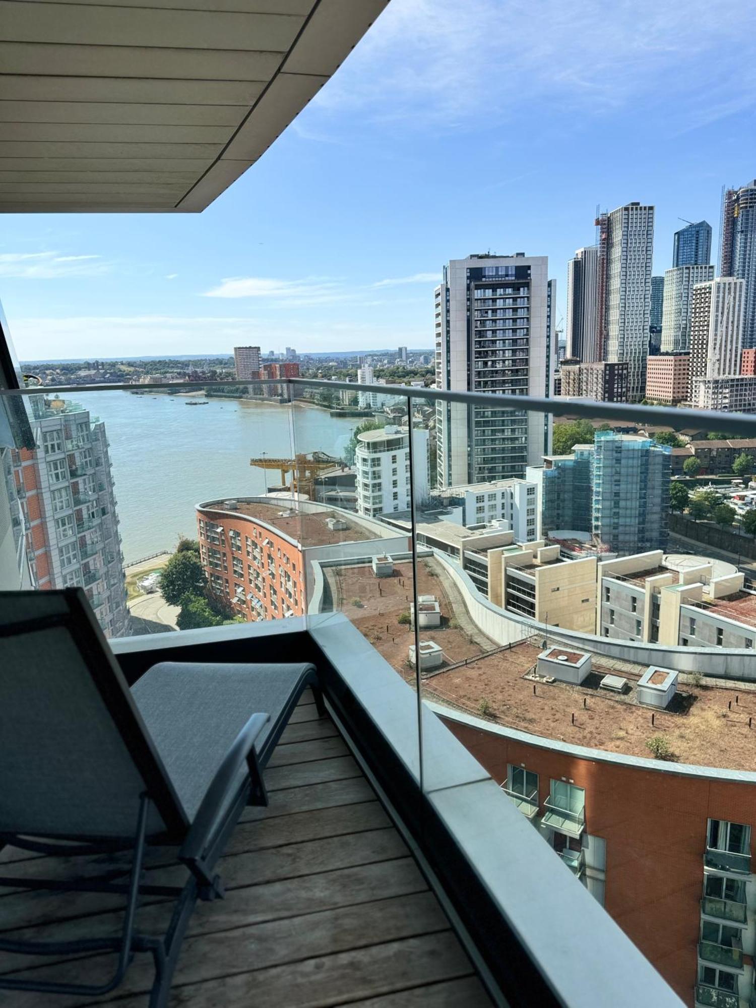 Apartamento Scenic View 1-bed Near Downtown With Free Wifi *
