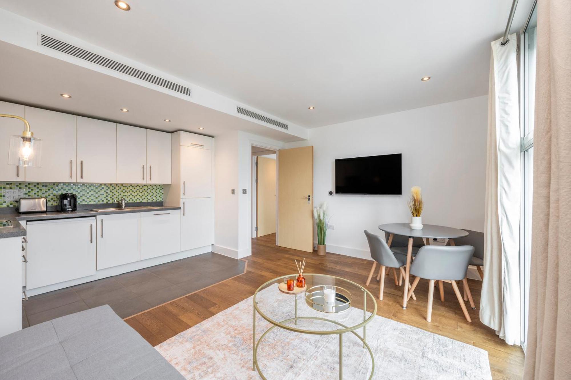 Apartment Stylish 2 Bedroom In Chelsea By Battersea Park With Ac *