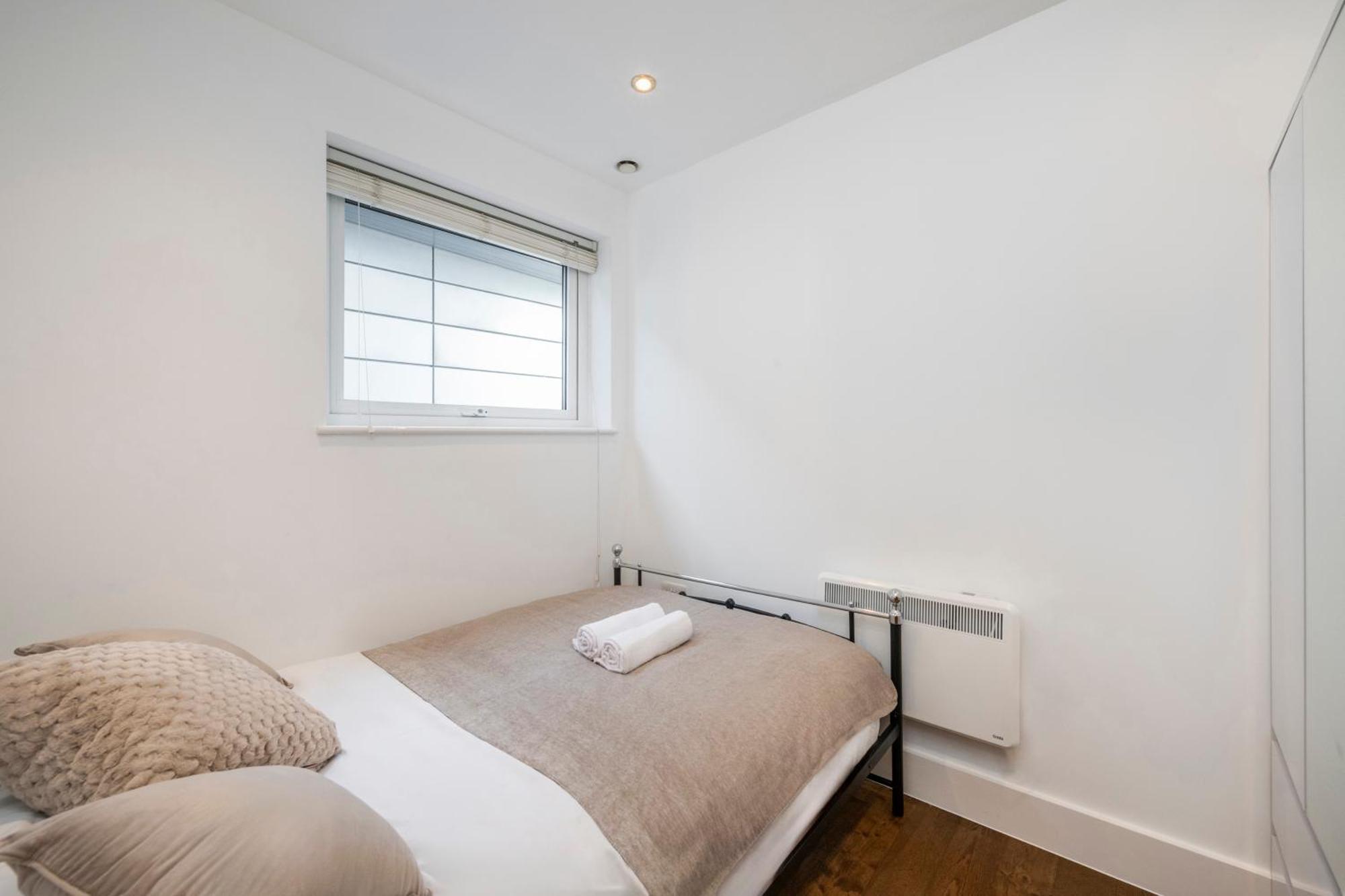 Stylish 2 Bedroom In Chelsea By Battersea Park With Ac London