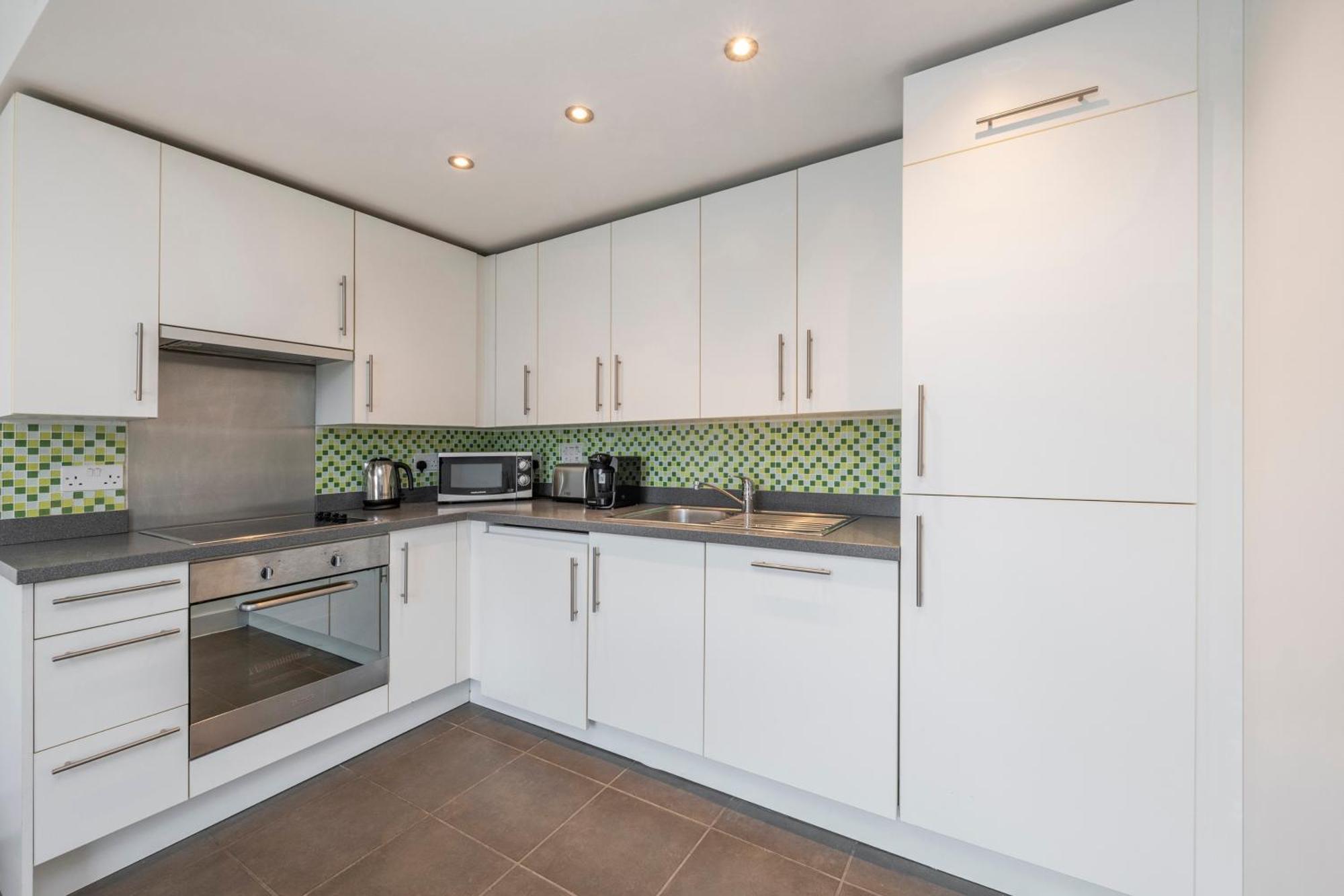 Stylish 2 Bedroom In Chelsea By Battersea Park With Ac London