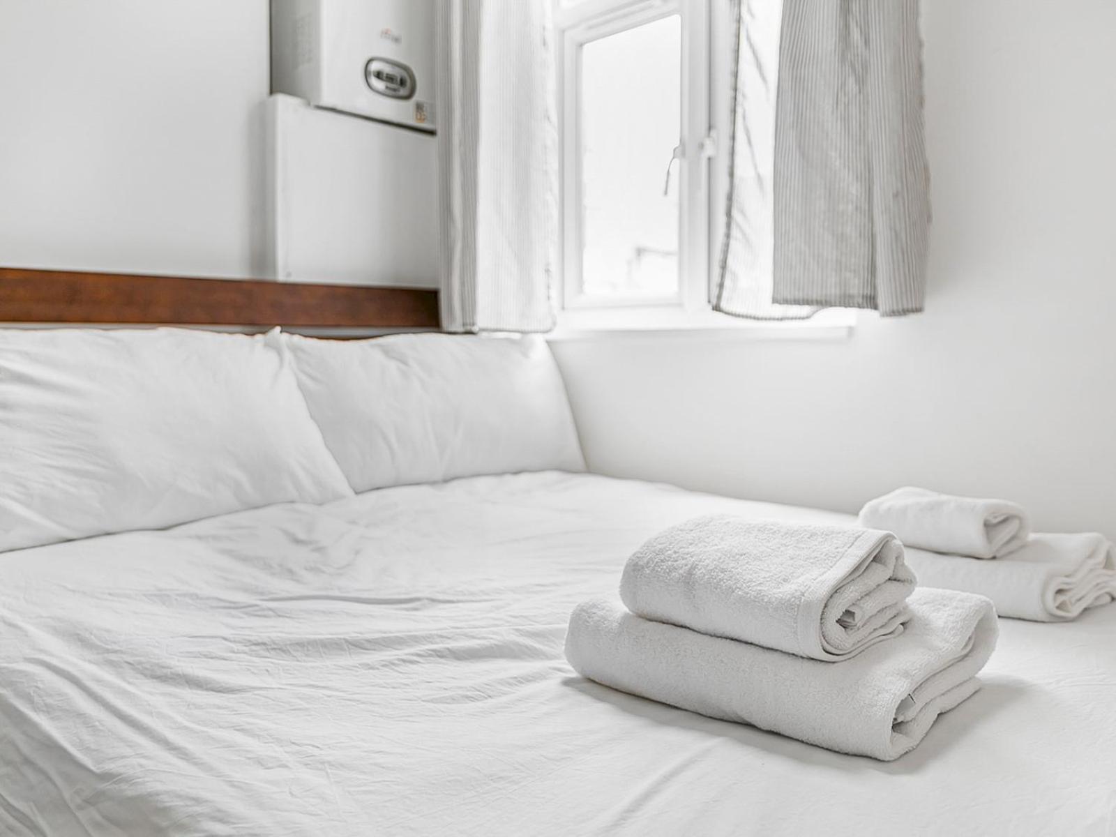 Cozy Brand New Studio In Hampsted Pass The Keys * Londres