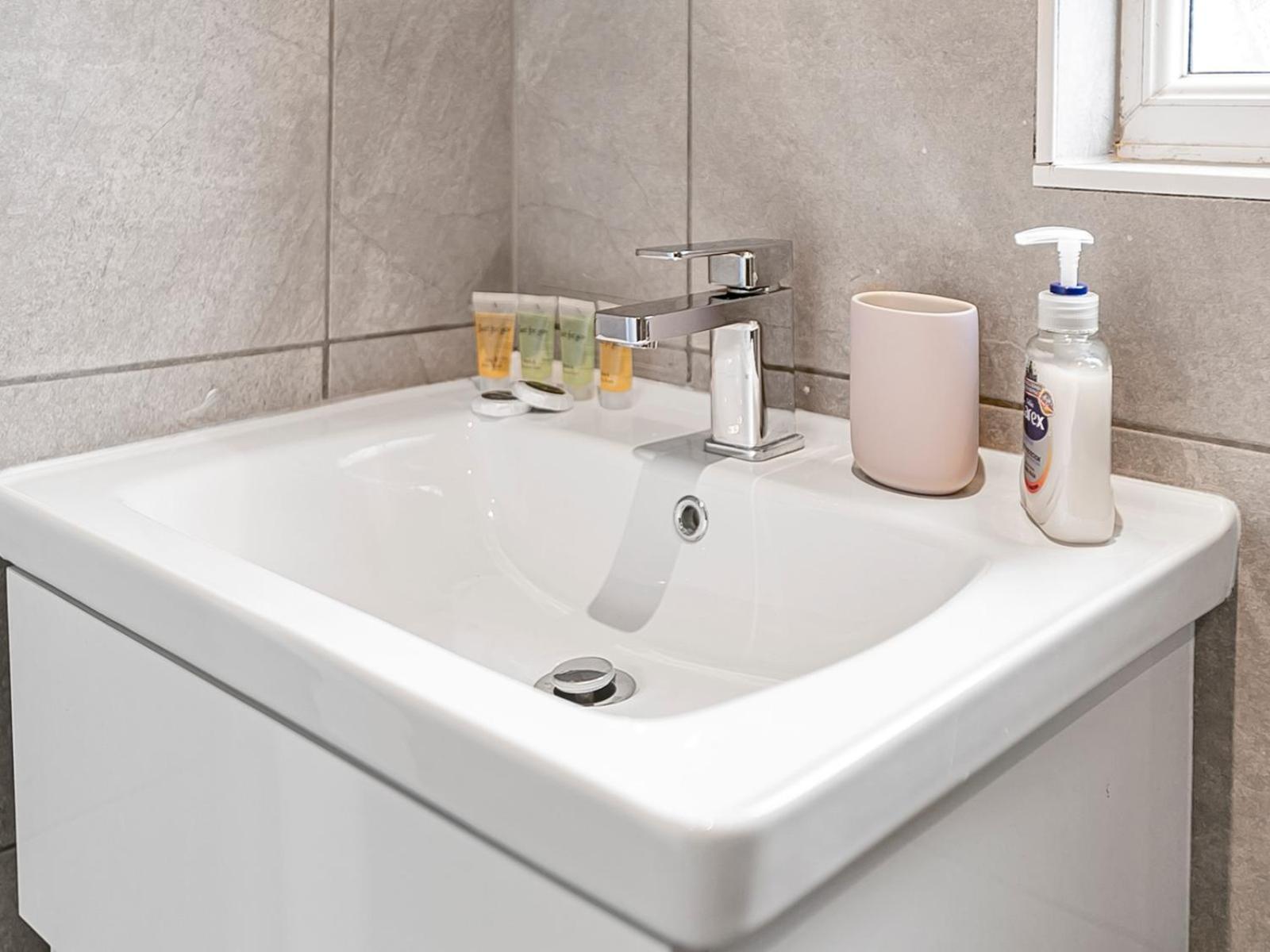 Appartement Cozy Brand New Studio In Hampsted Pass The Keys Londres