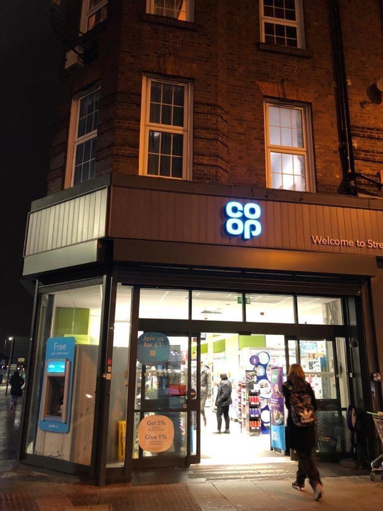 In Streatham Hill Quarto em Acomodações Particulares Londres
