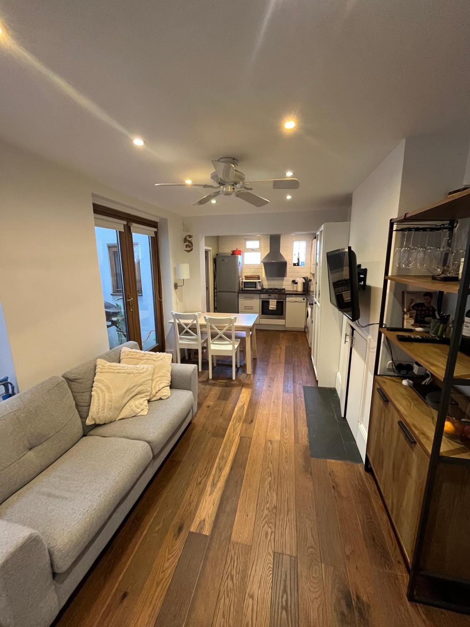 Apartment Comfy In Wandsworth Town *