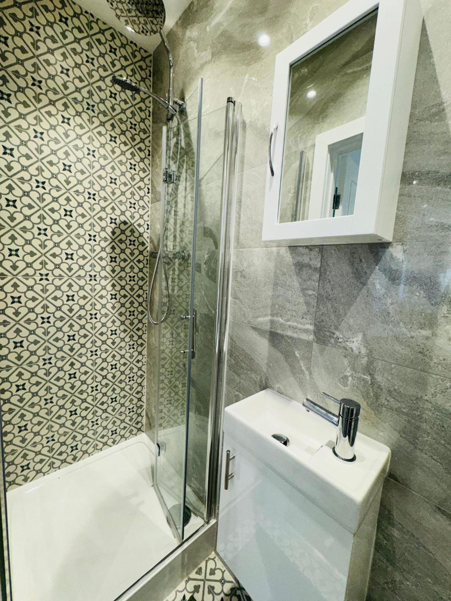 Luxury Flats, Ideal For Tourists * Londres