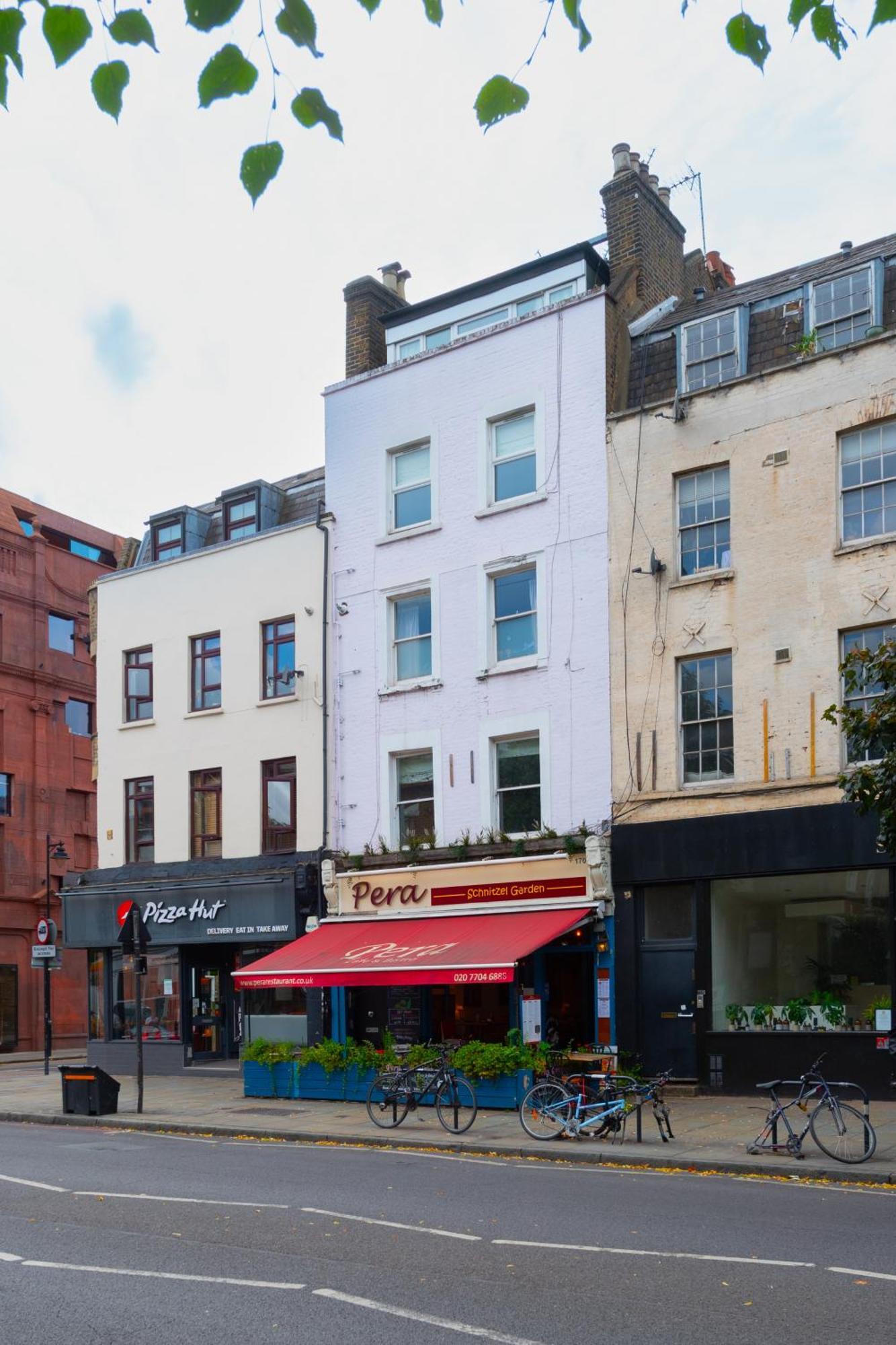 Modernised 1 And 2 Bedrooms Option Terrace And Balcony High Street * Londres