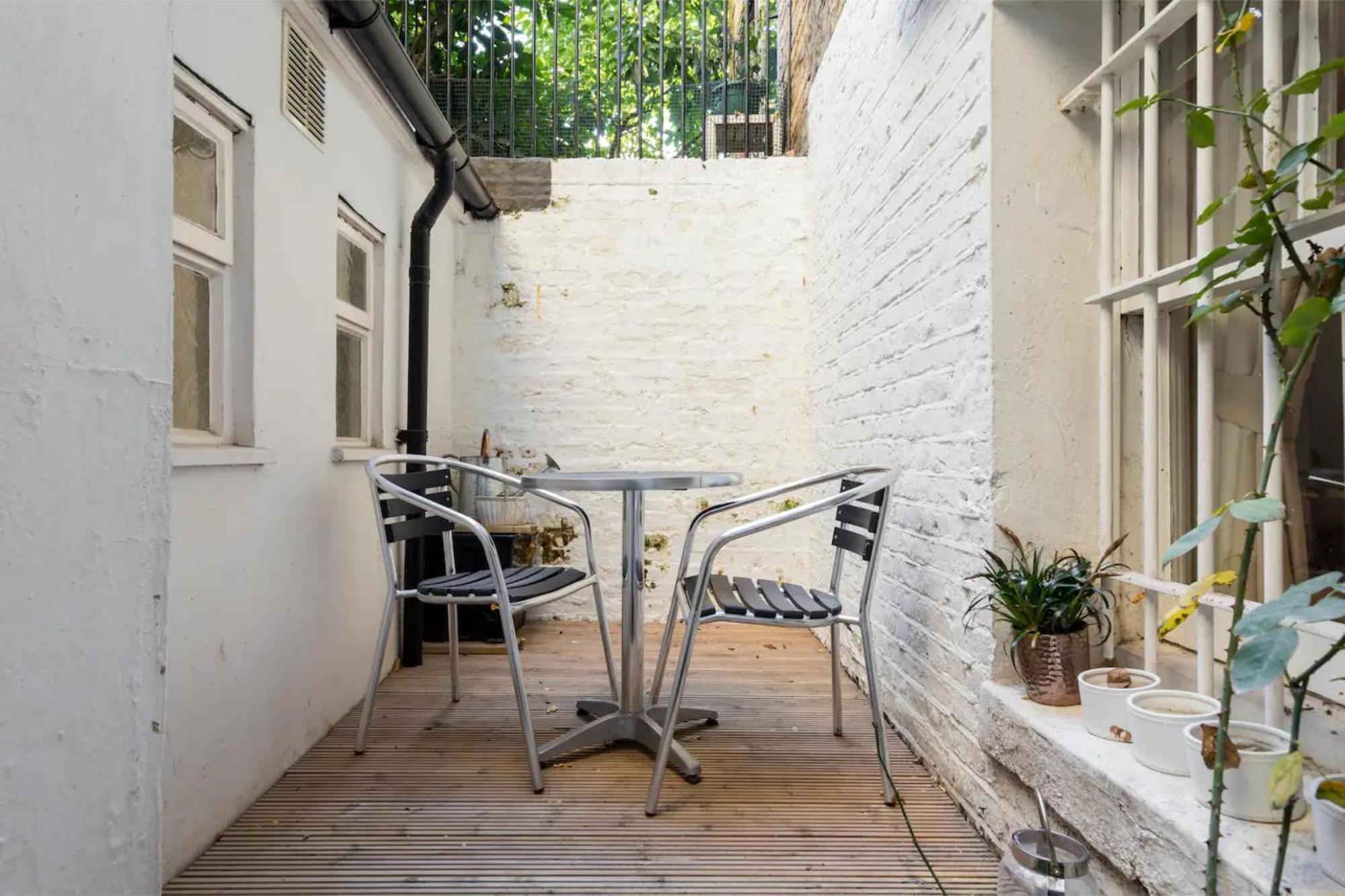 Gorgeous & Modern 2 Bedroom Sleeps Six In Earl's Court Appartement Londres