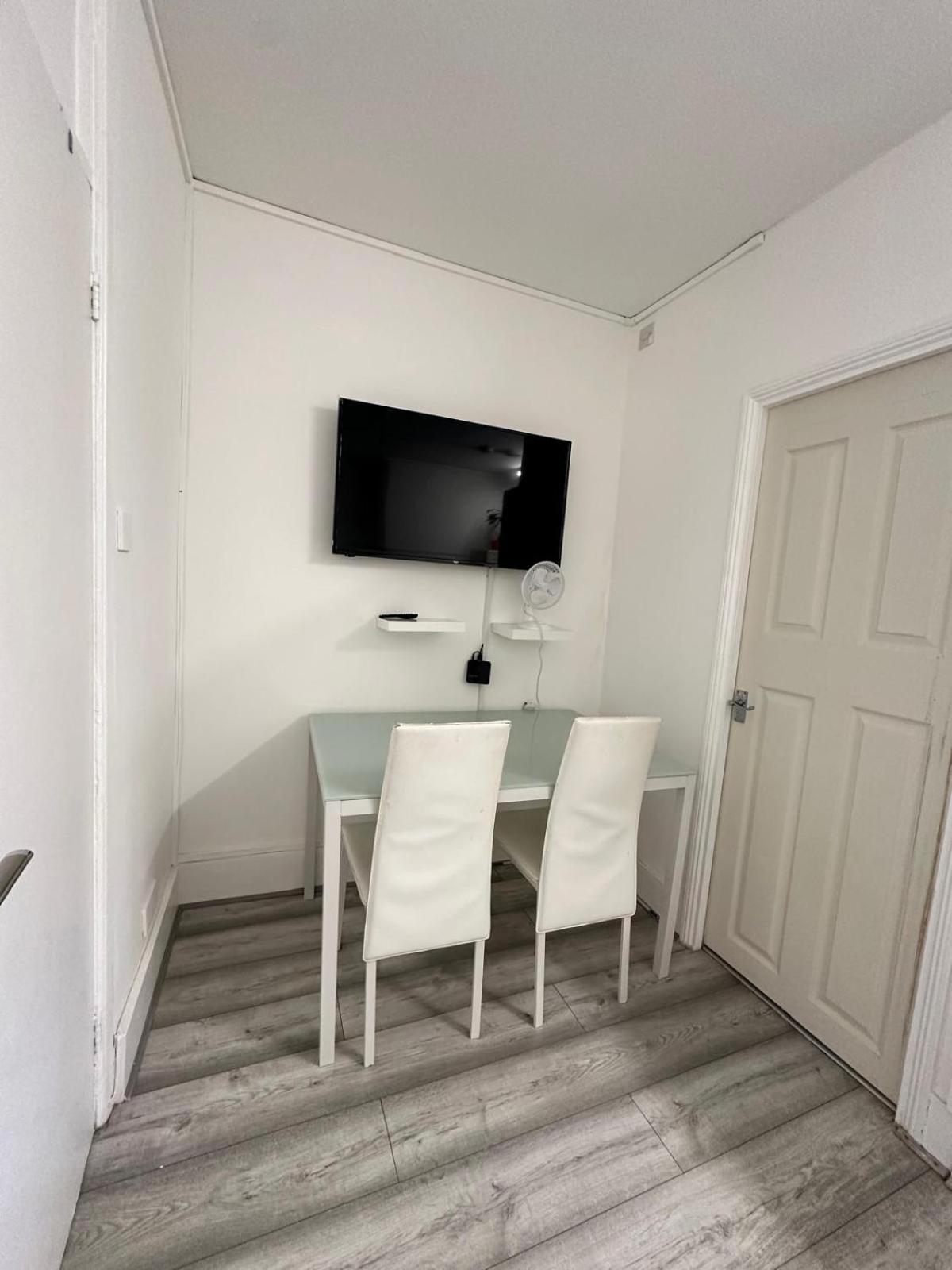 Ground Floor One Bedroom Flat *