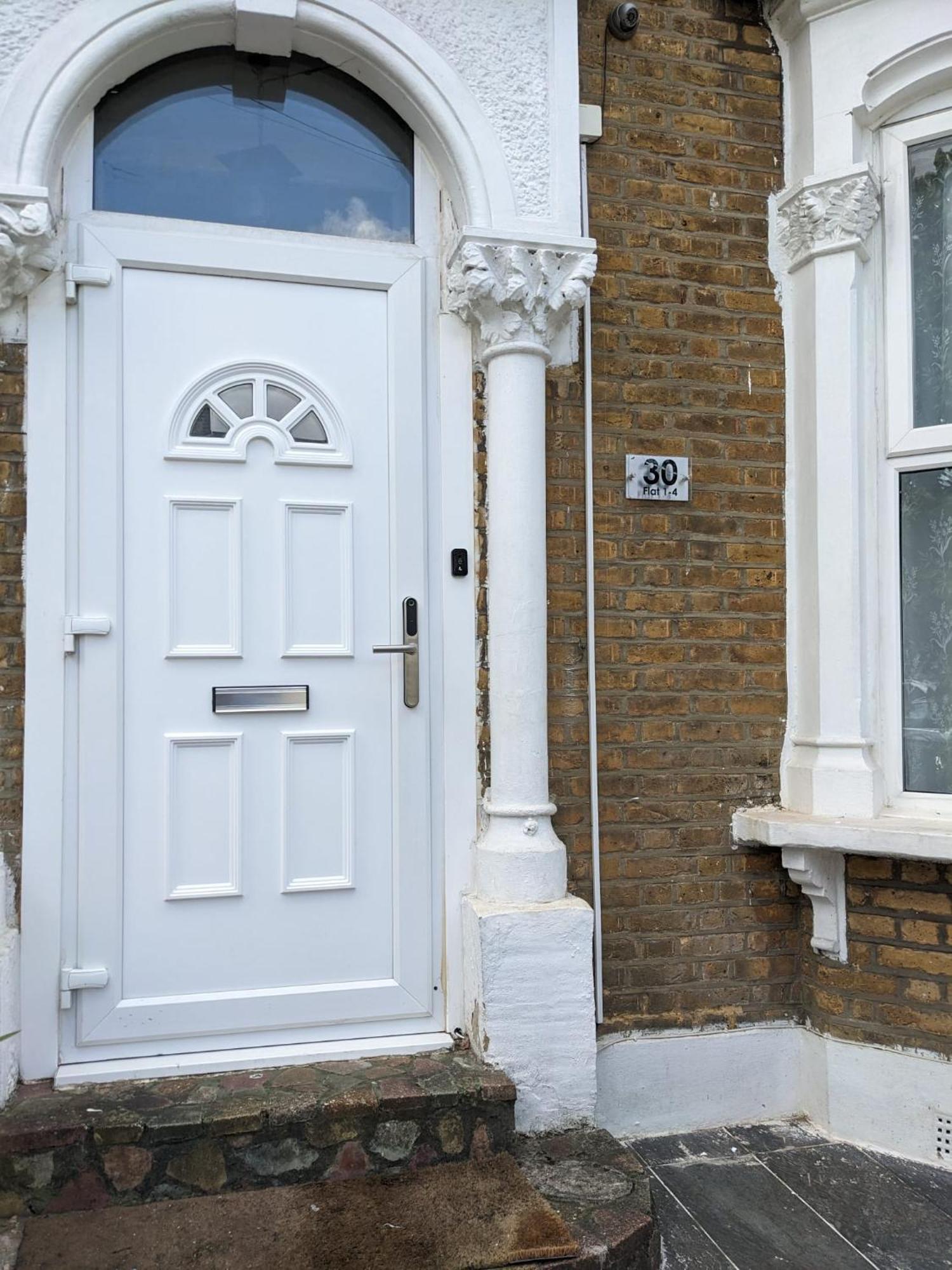 Modern 1-bed In Londres