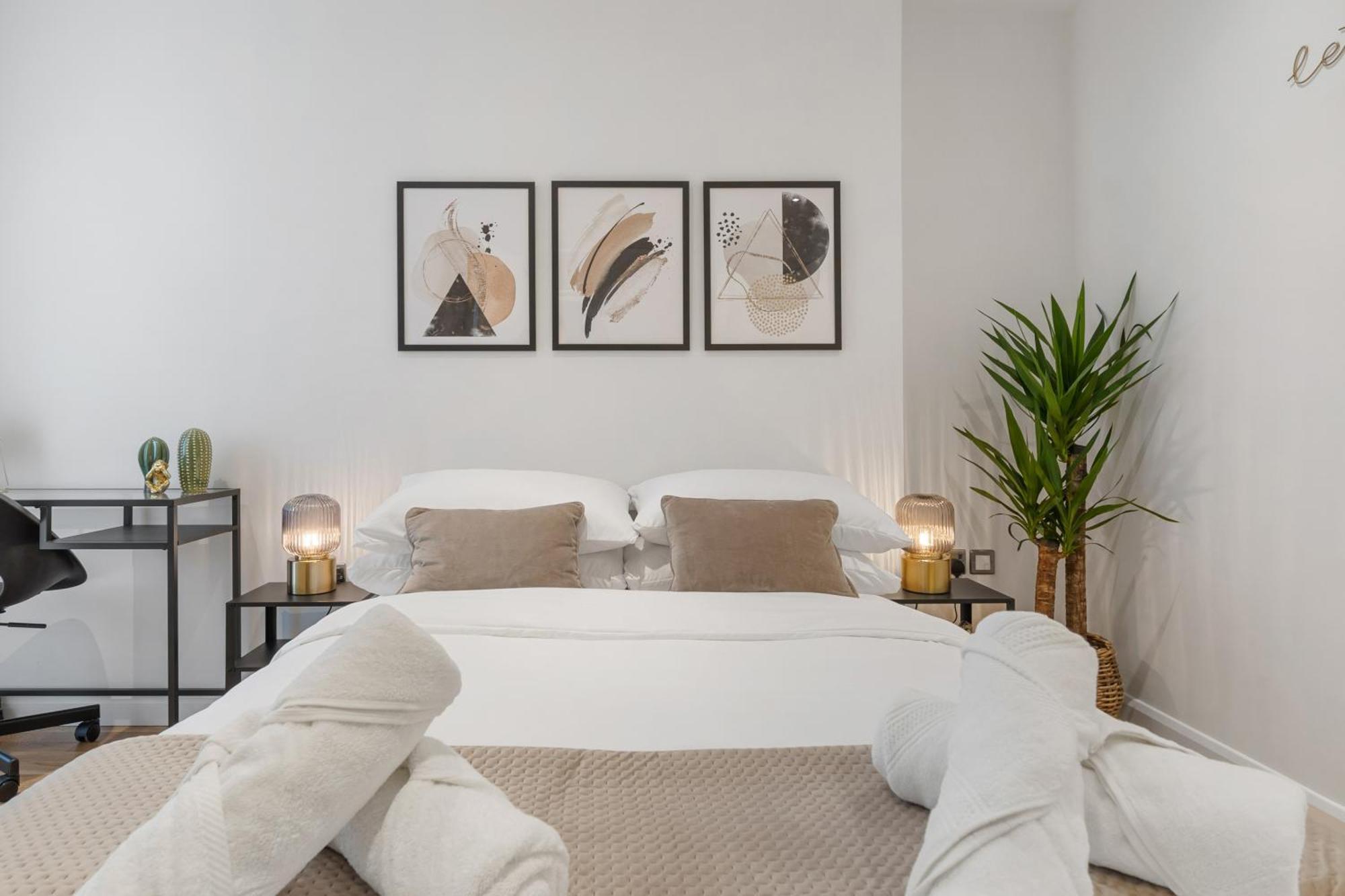Westferry Road * London