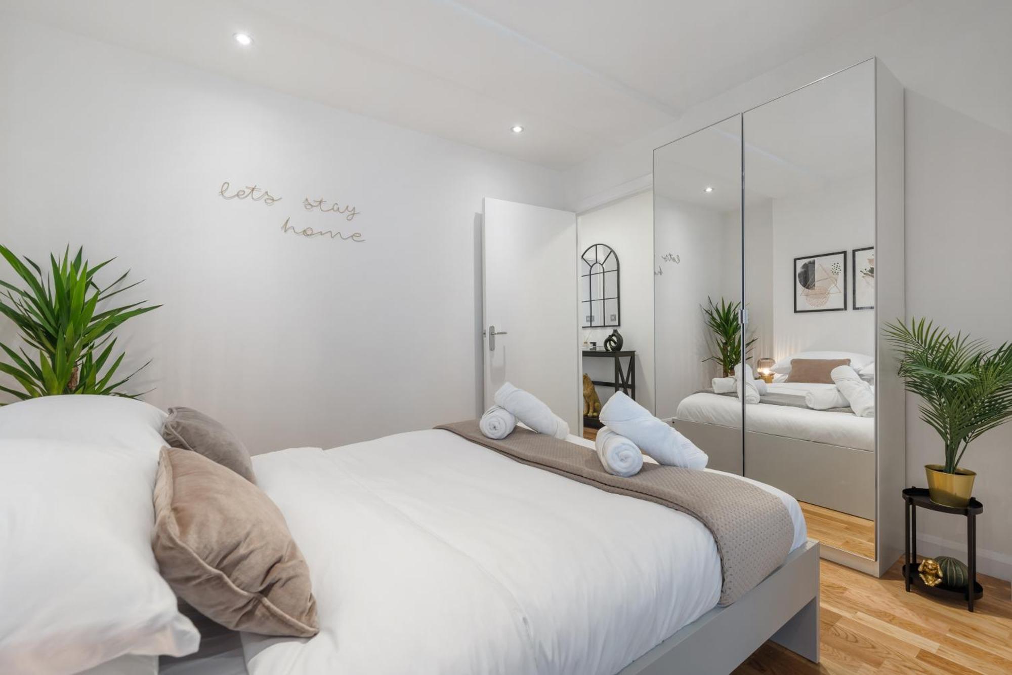 Westferry Road * London