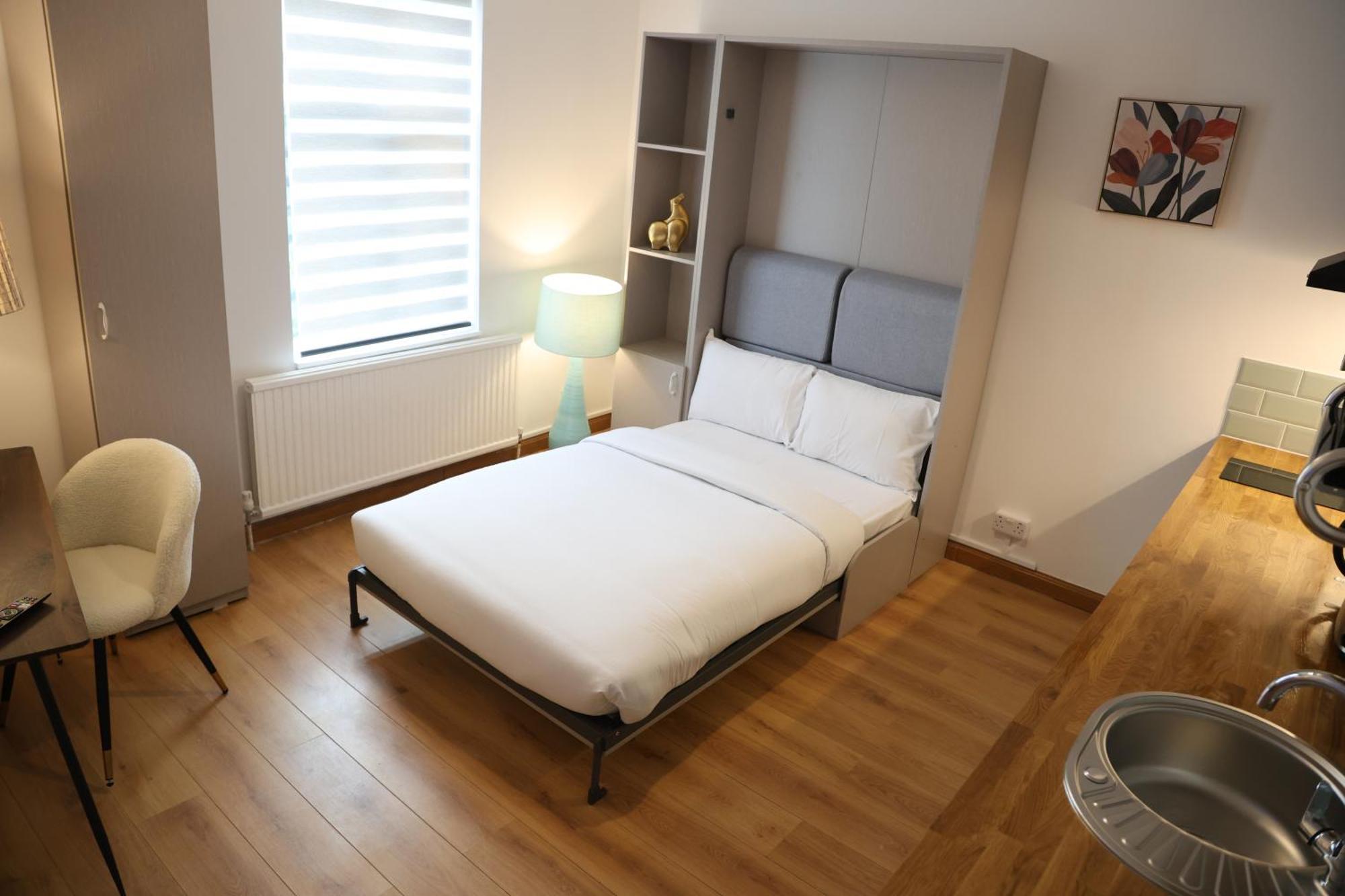 Urban Hideaway Apartment *