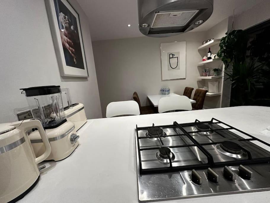 Сasa de vacaciones In The Heart Of Wimbledon