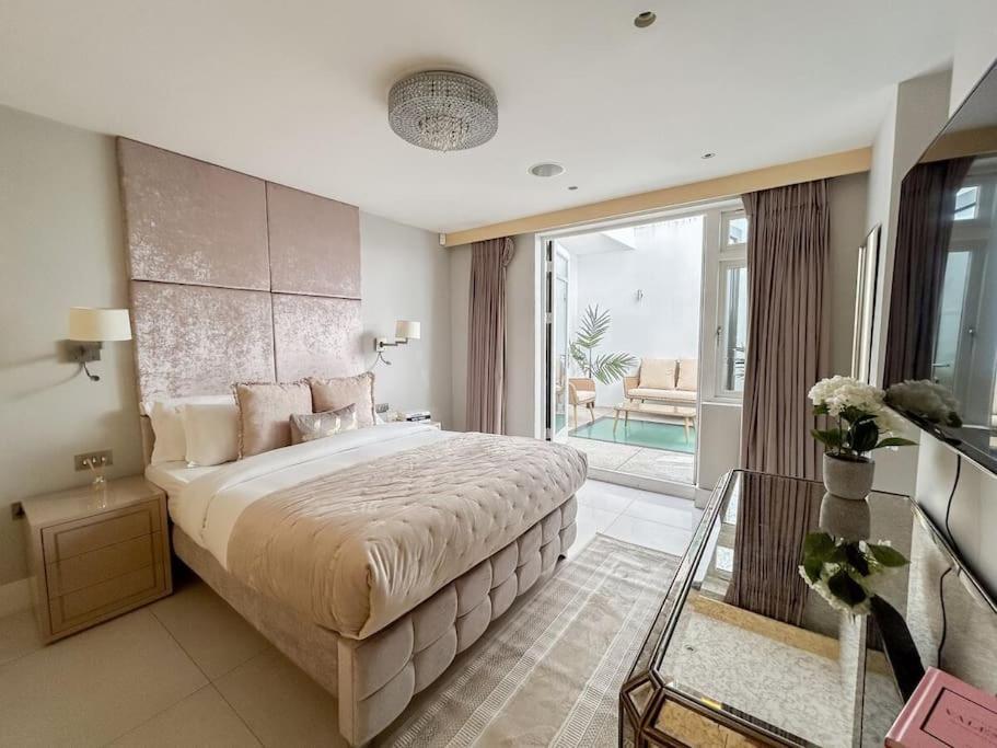 Stylish And Spacious In Prime * Londres