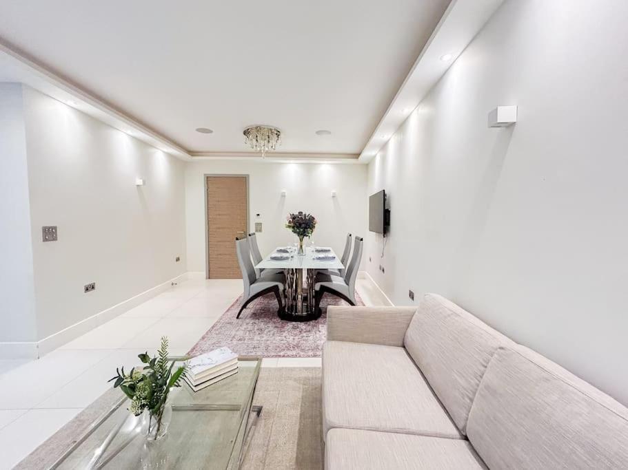 Stylish And Spacious In Prime Appartement Londres