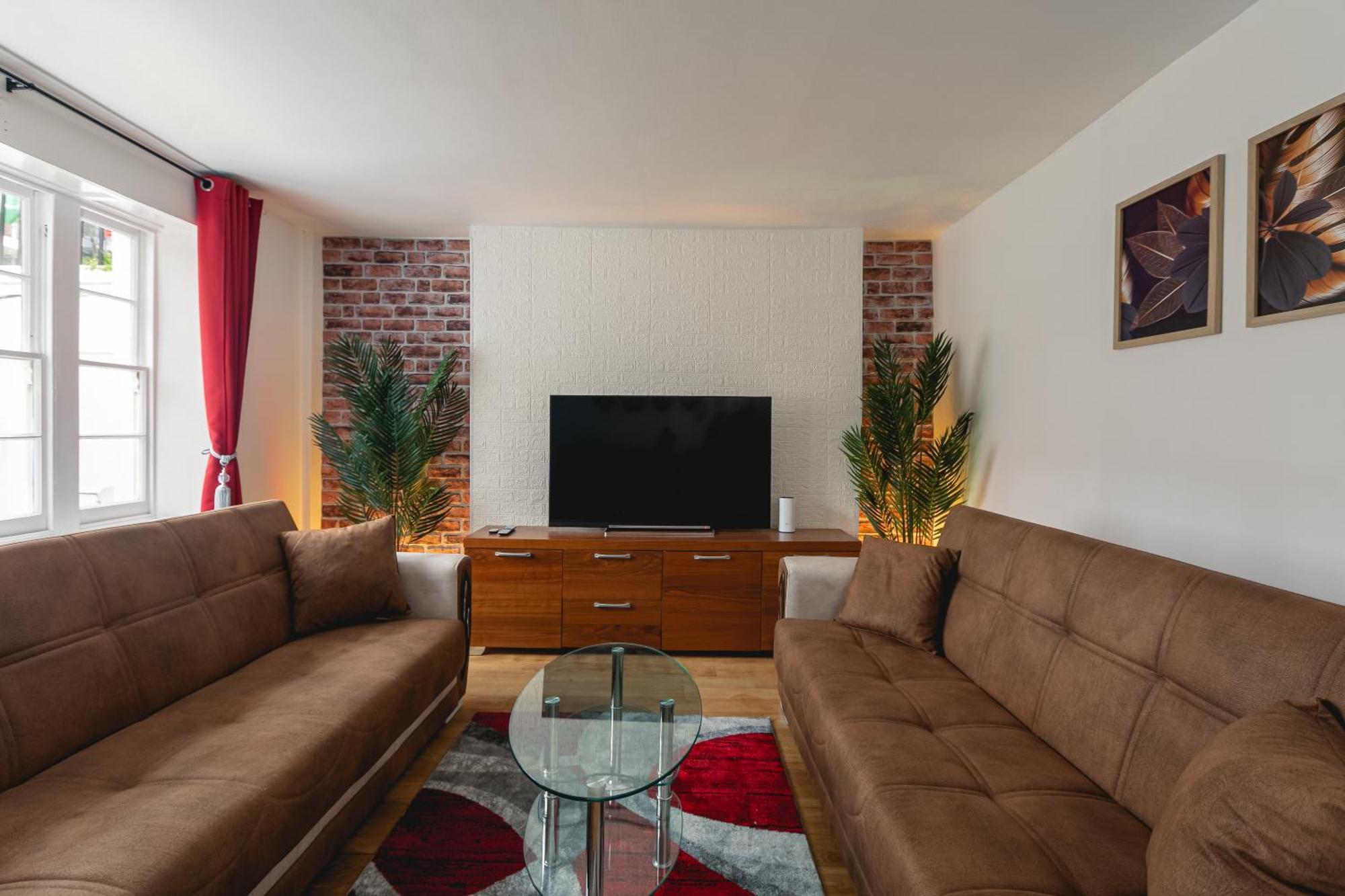 Spacious With Garden In London