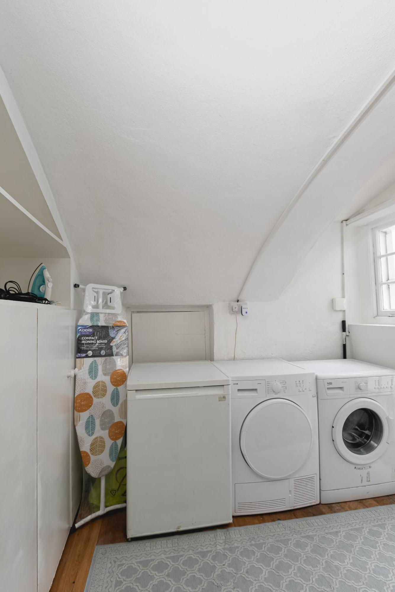 Spacious With Garden In London