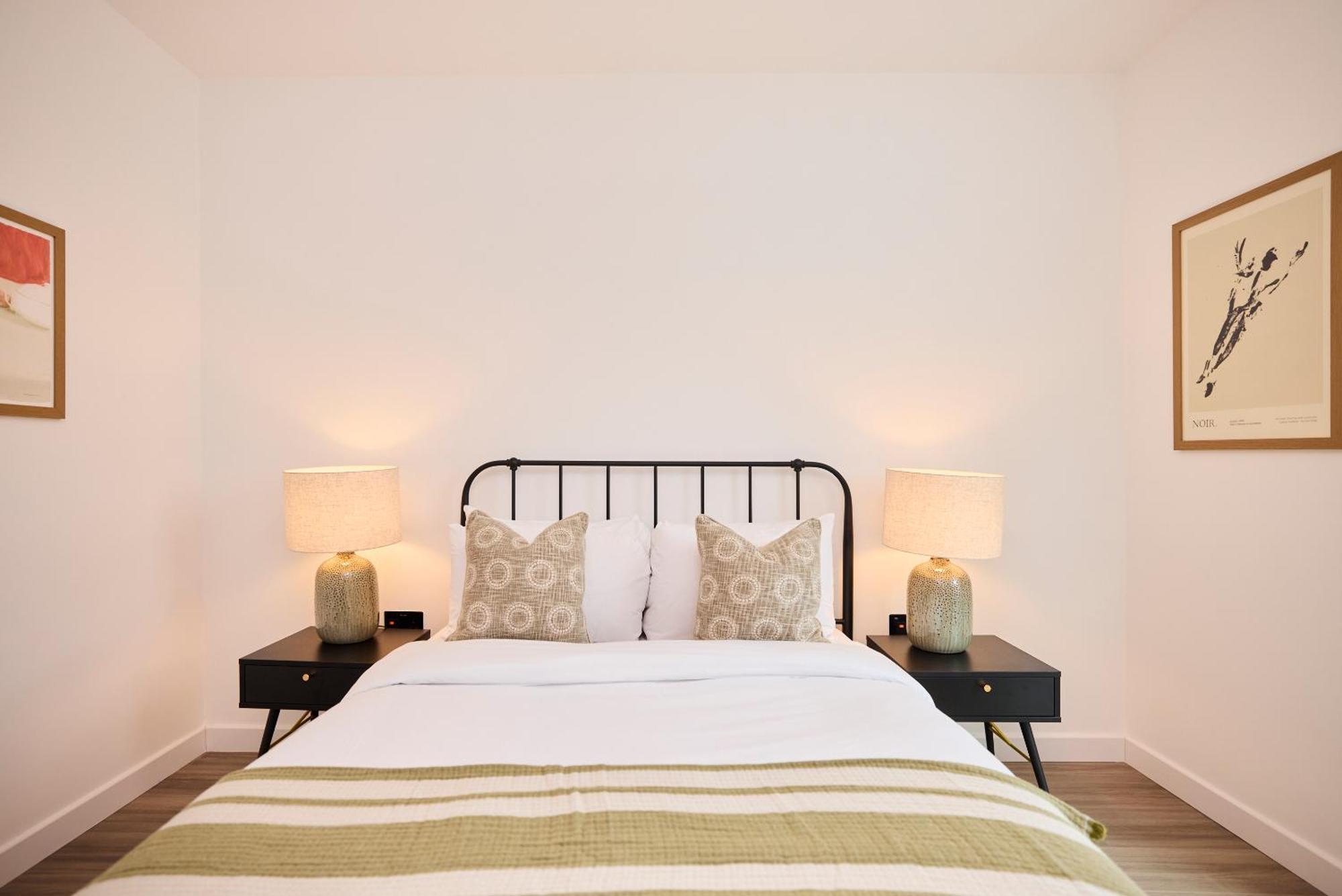 The Tottenham Paradise - Ravishing 2bdr Flat With Balcony Apartment
