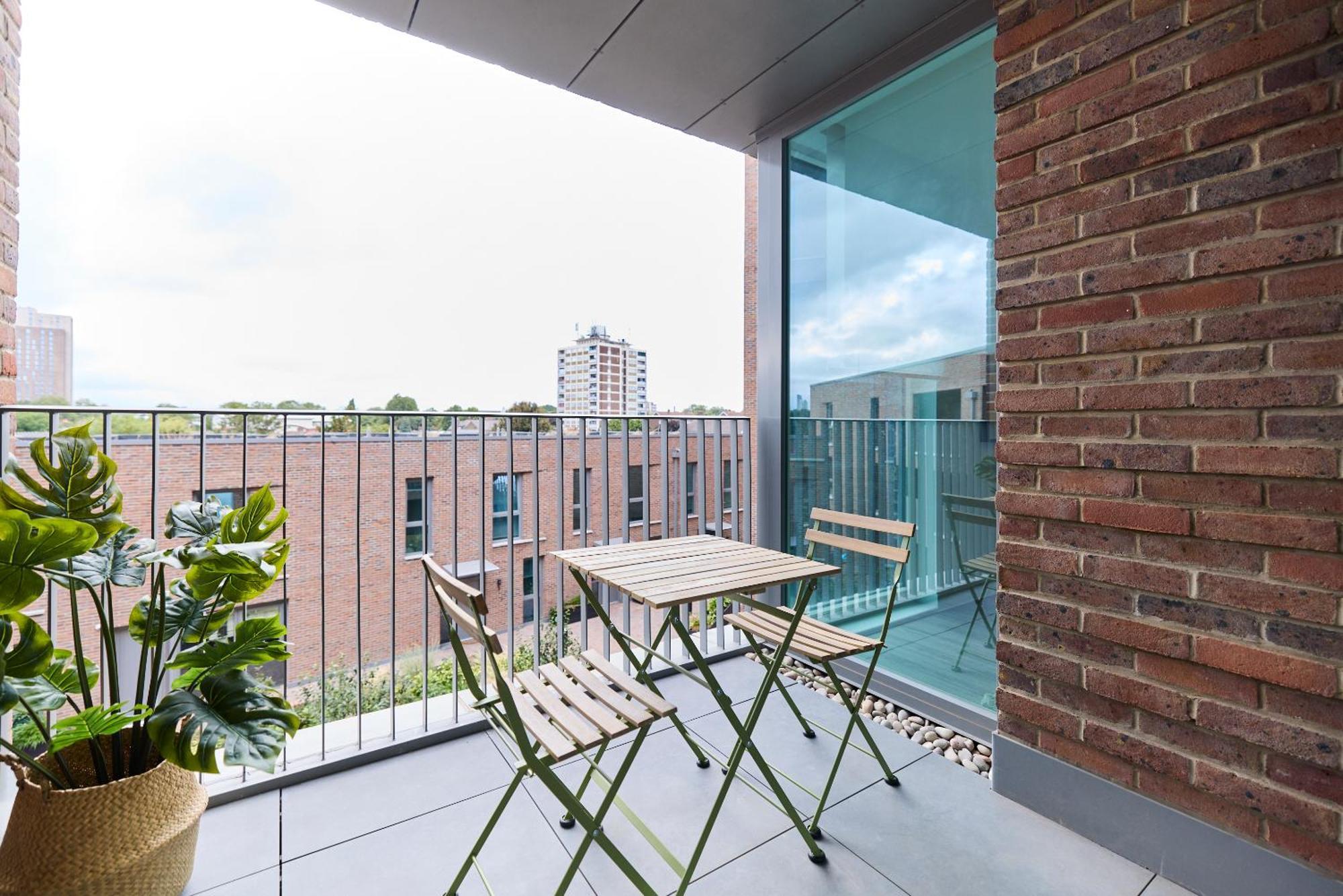 The Tottenham Sanctuary - Adorable 1bdr Flat With Balcony Appartement Londen