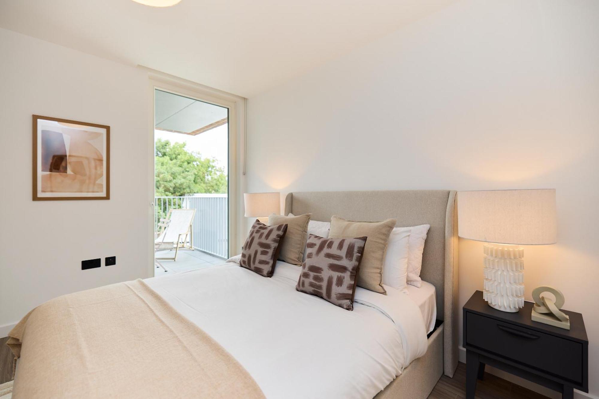 The Tottenham Escape - Lovely 2bdr Flat With Balcony *