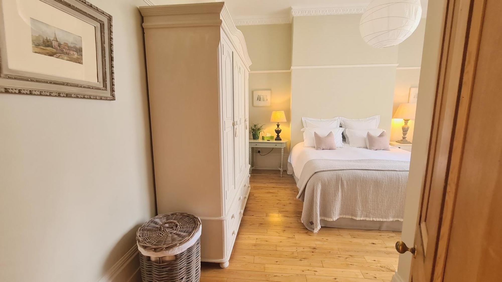 Crouch End - Spacious Flat Close To London
