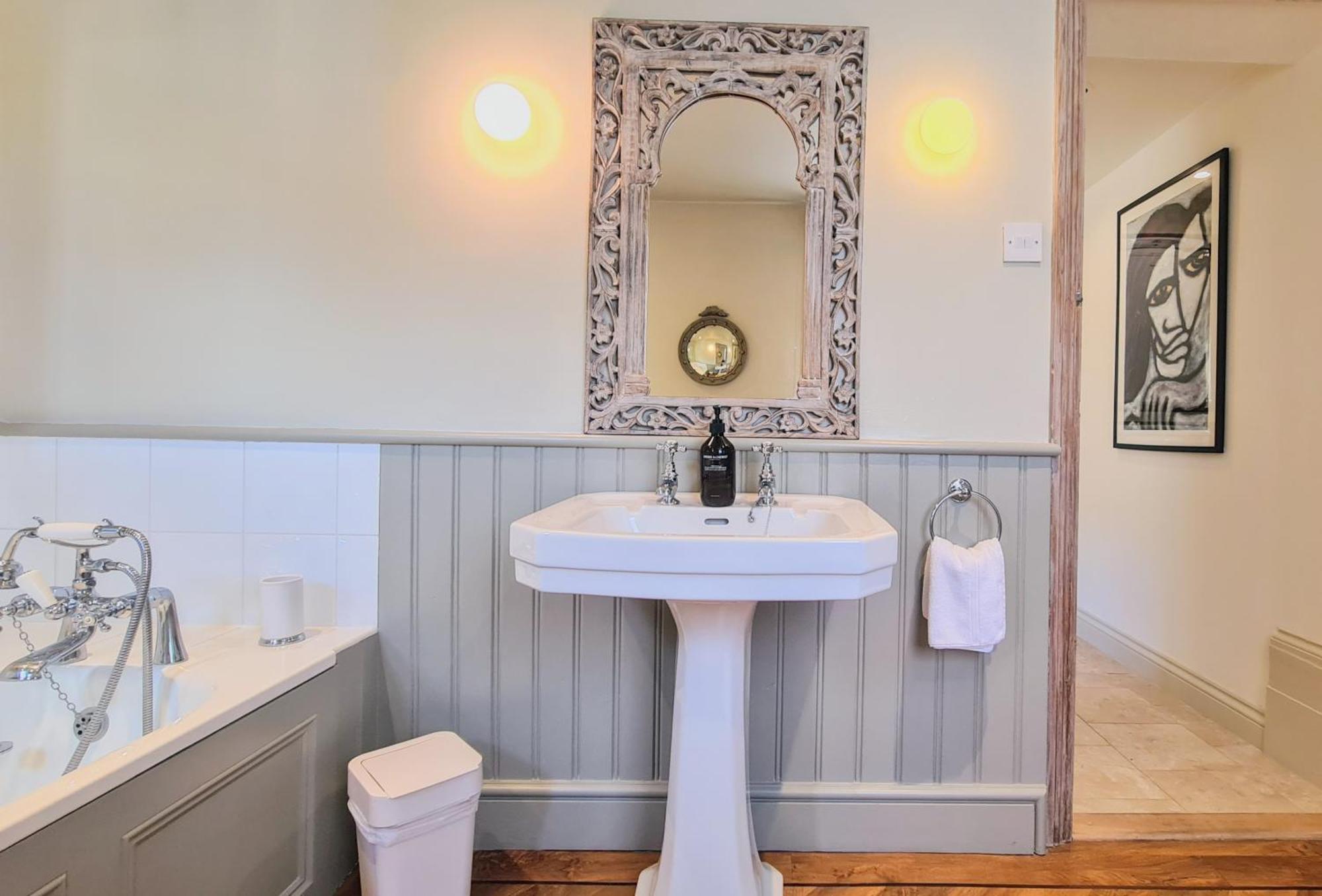 Crouch End - Spacious Flat Close To Apartment London