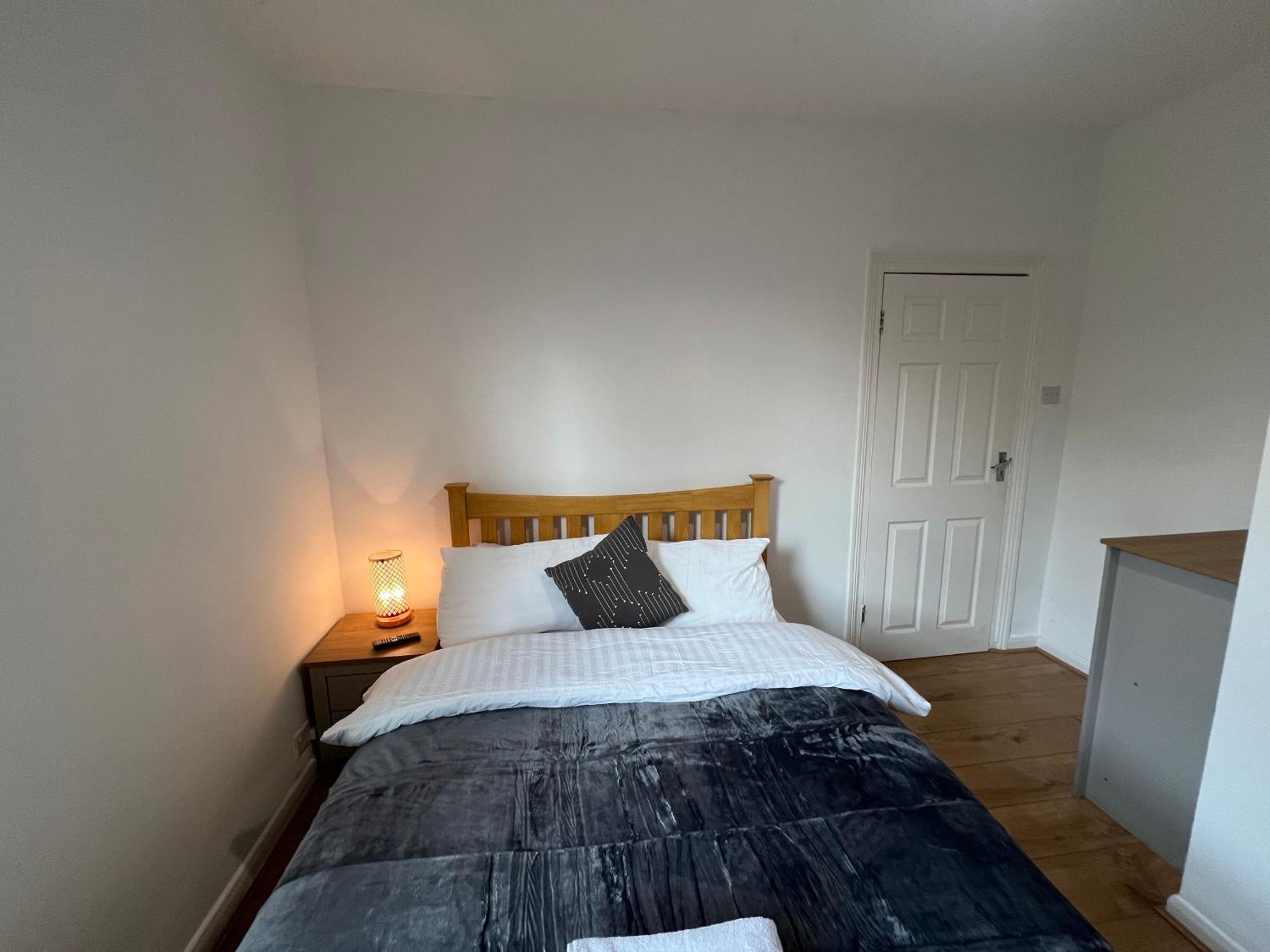 Guest house Private In Victorian House, Forest Hill, *