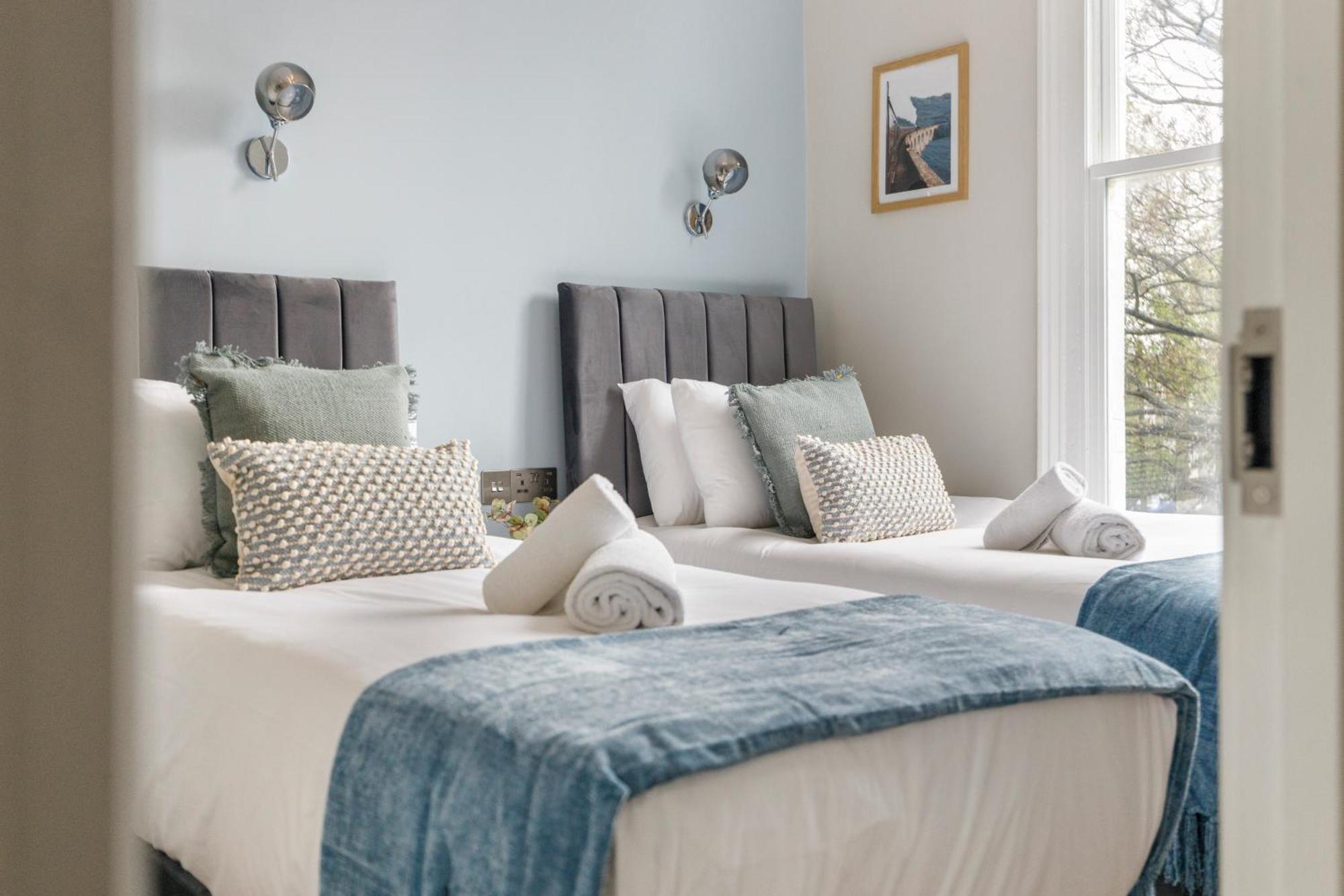 Living Refined: With Full Kitchen * Londres