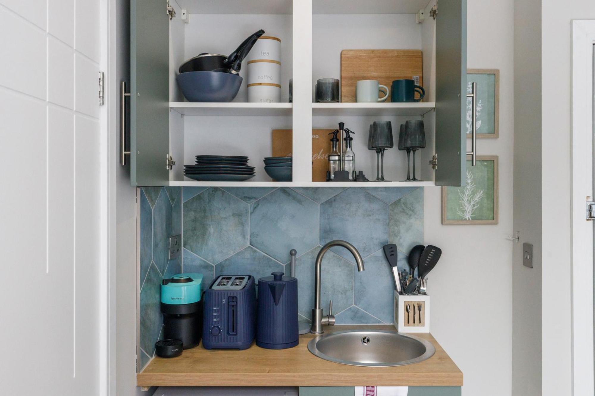 Apartamento Living Refined: With Full Kitchen