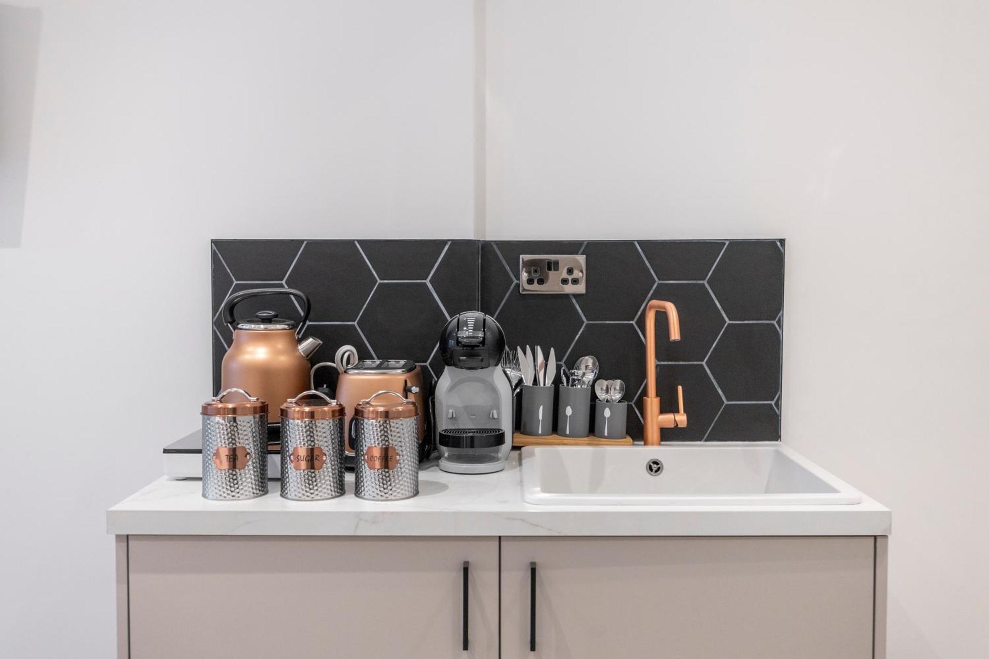 Minimalist Bliss With Refreshing Ambiance Appartement Londen