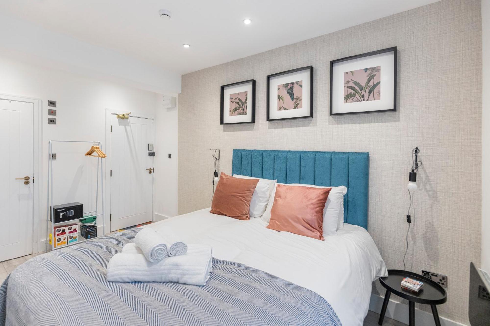 Appartement Minimalist Bliss With Refreshing Ambiance