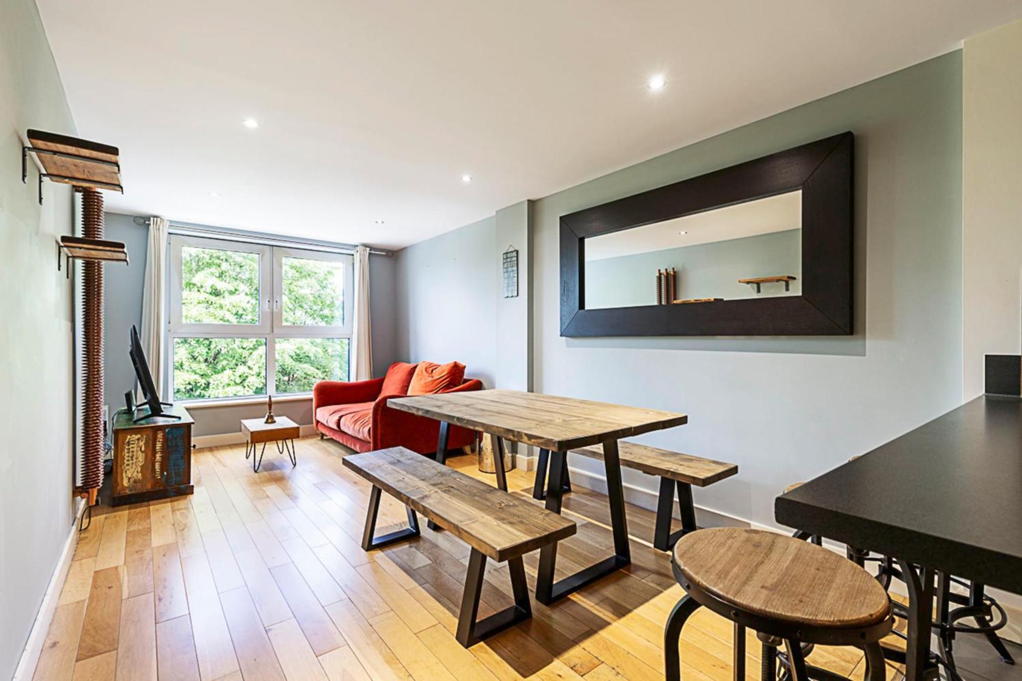 Spacious Modern Flat In Chelsea Harbour Appartement Londres