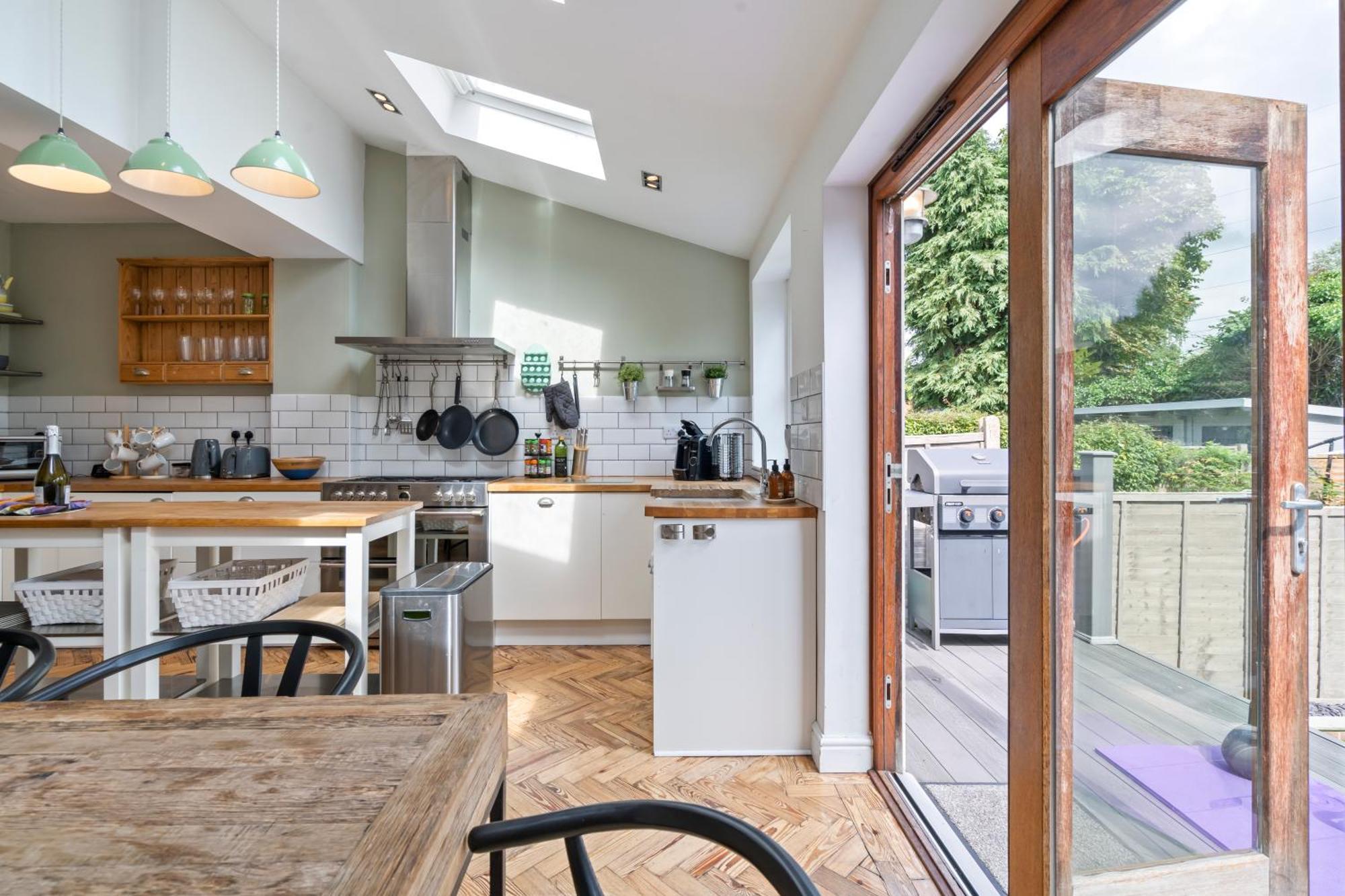Entire House In Wimbledon *