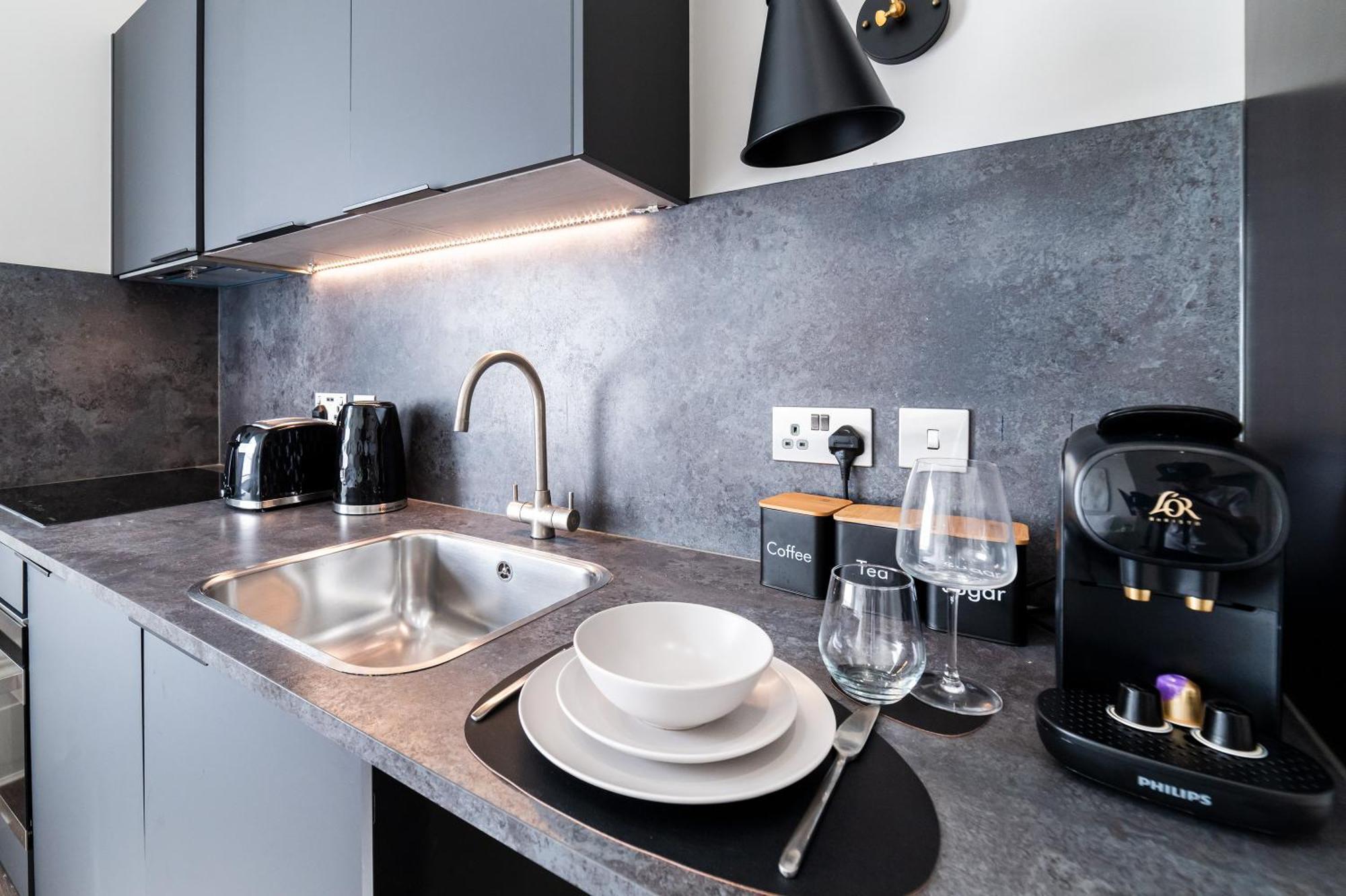 Inverness Terrace Apartment