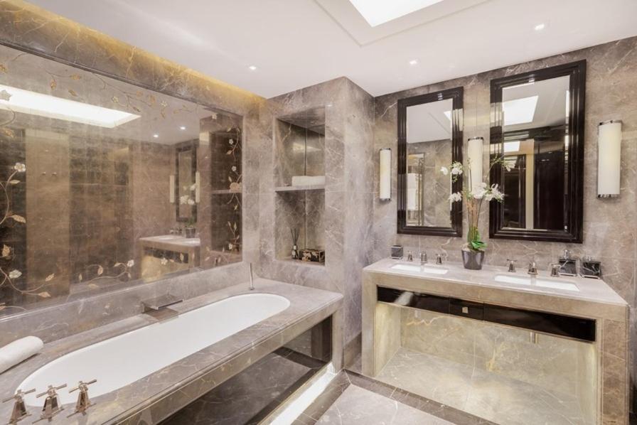 Luxueux , Moderne 8 Bedroom Art Deco Flat Next To Hyde Park Londres