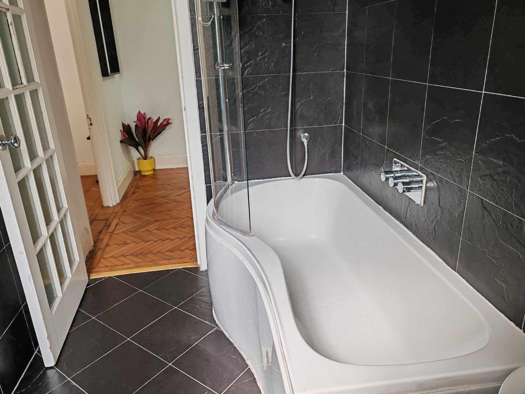 One Bedroom By Bayswater, Hyde Park * Londres