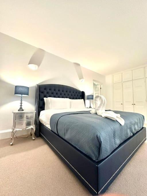 Charming 3 Bed Luxury Flat In Appartement