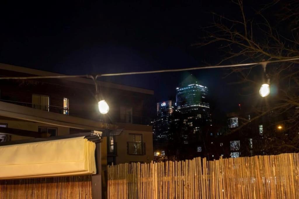 Apartment City Nights In London