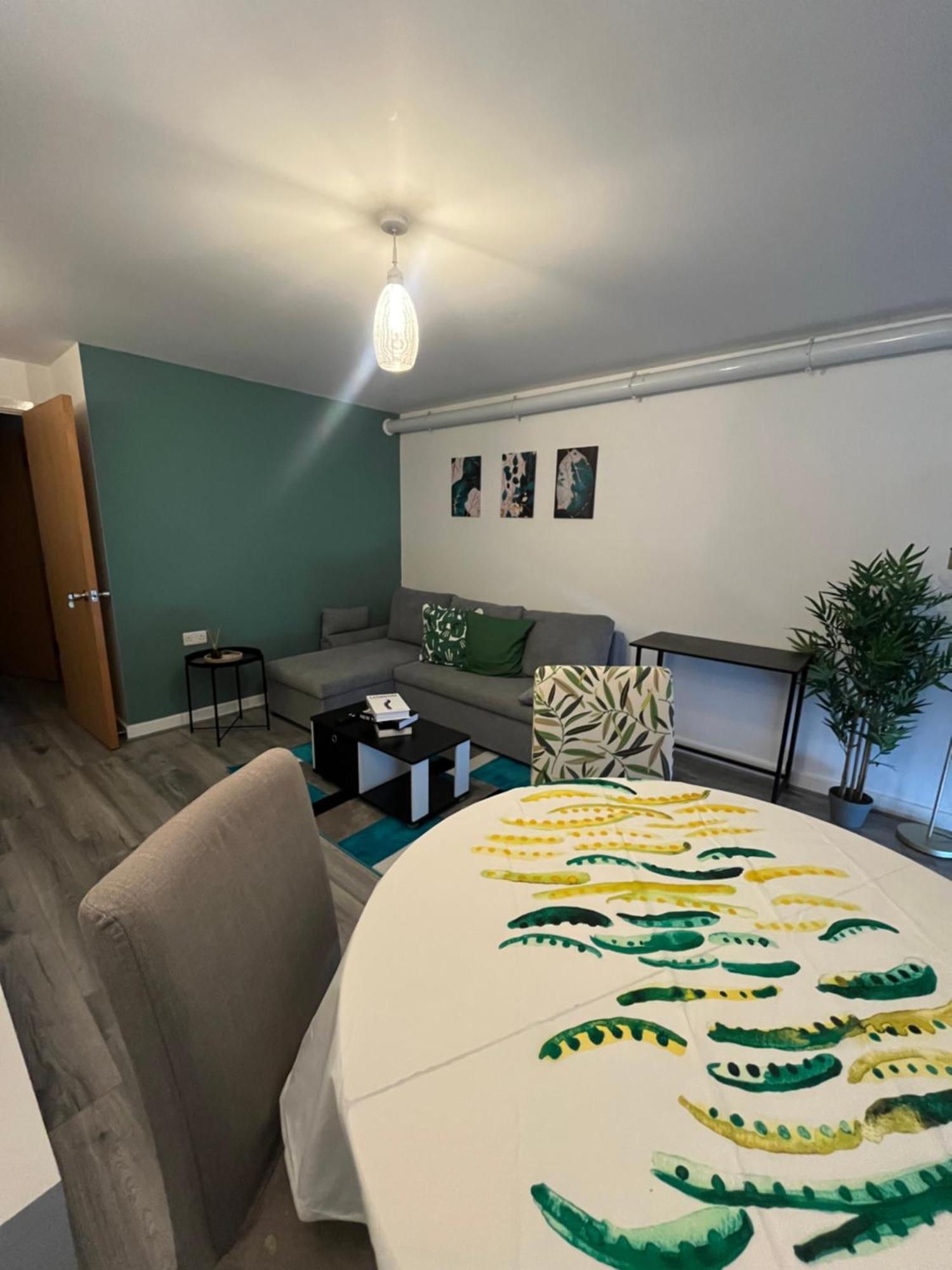 Luxury 2 Bedroom Apartment, Royal Docklands Excel