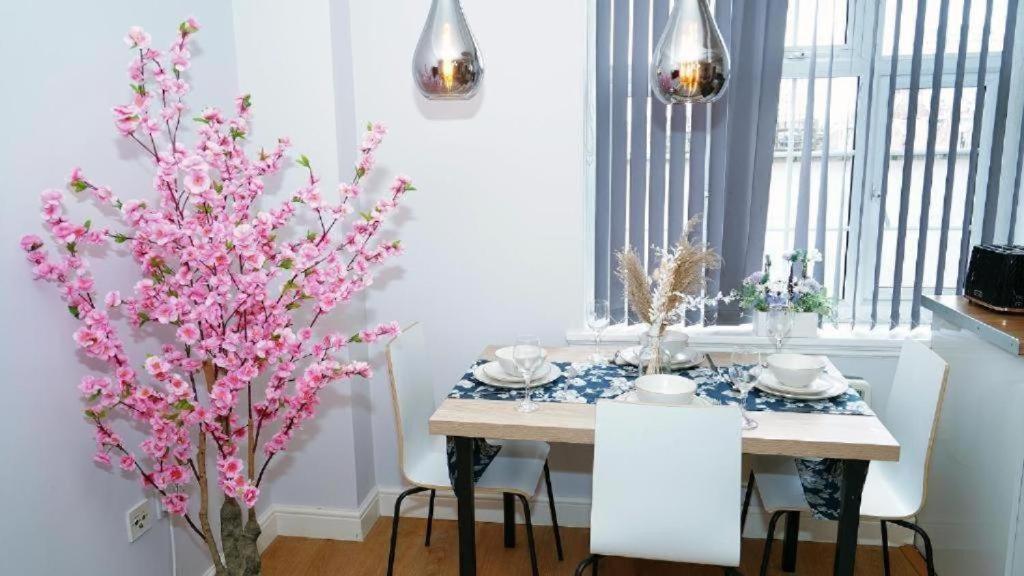 Beautiful In Sussex Gardens Appartement *