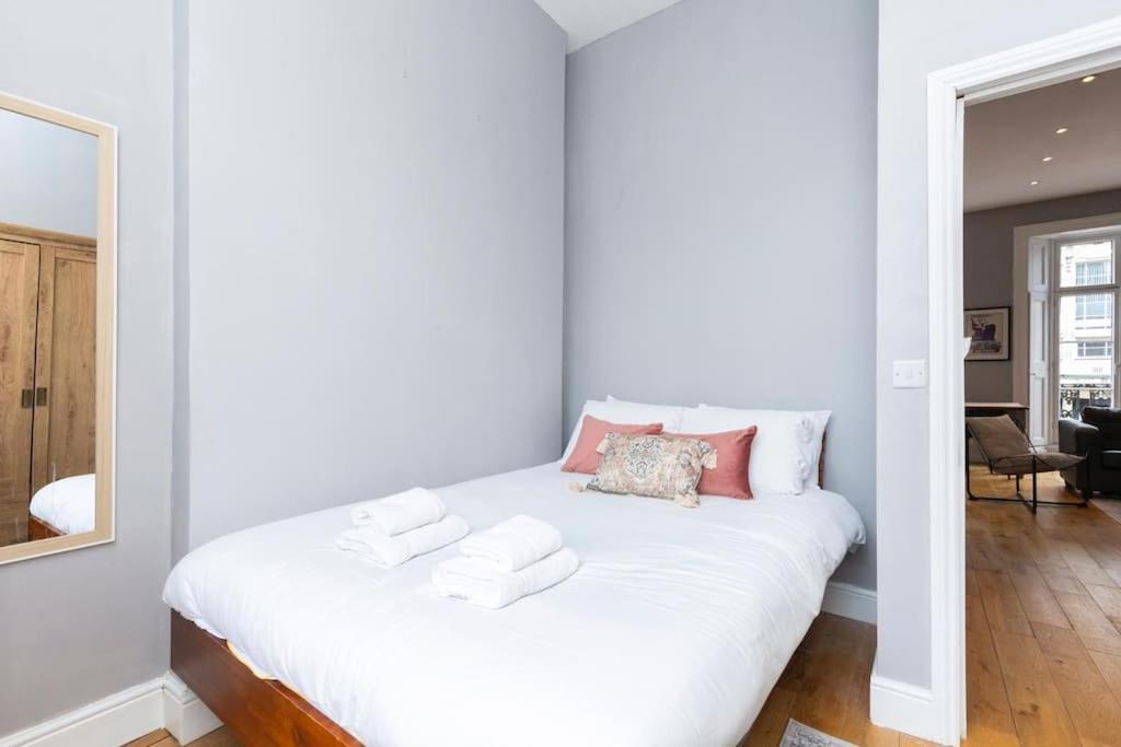 Luxury Camden E2 Apartment London