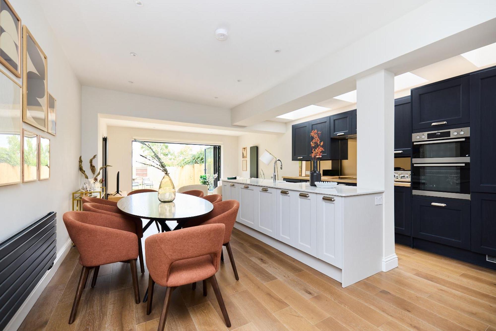 The Brondesbury Park - Sparkling 3bdr Flat With Garden Apartamento