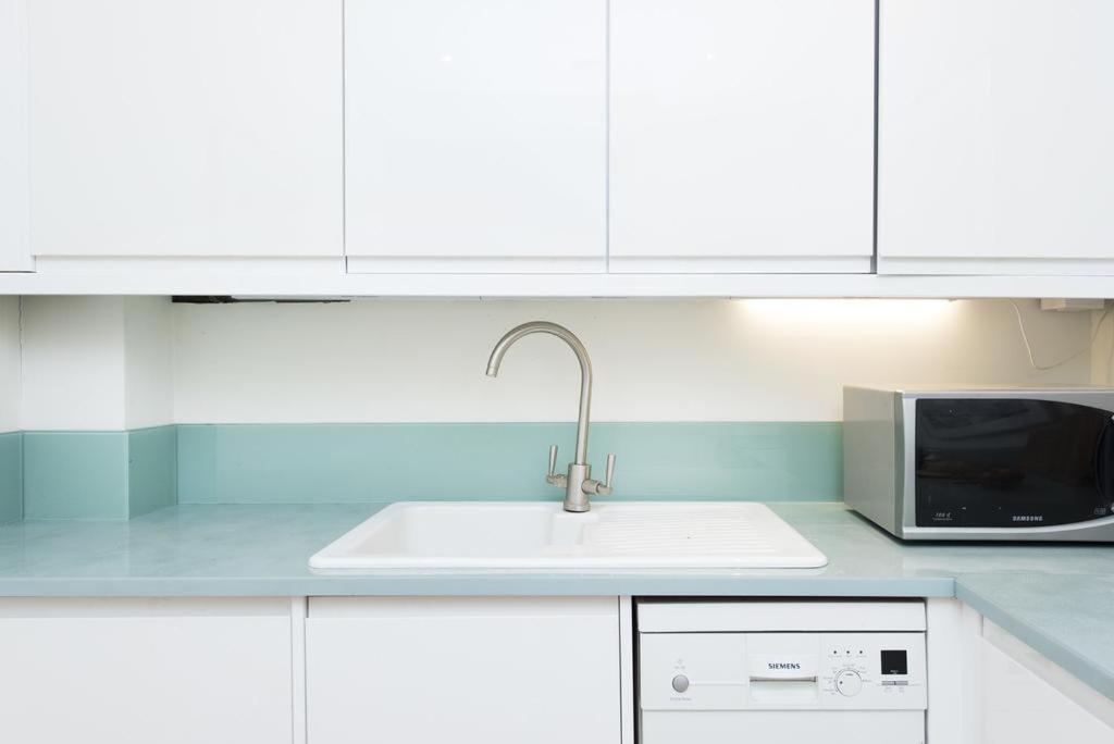 Perfect Kensington Mews House - Quiet Location Hébergement de vacances *