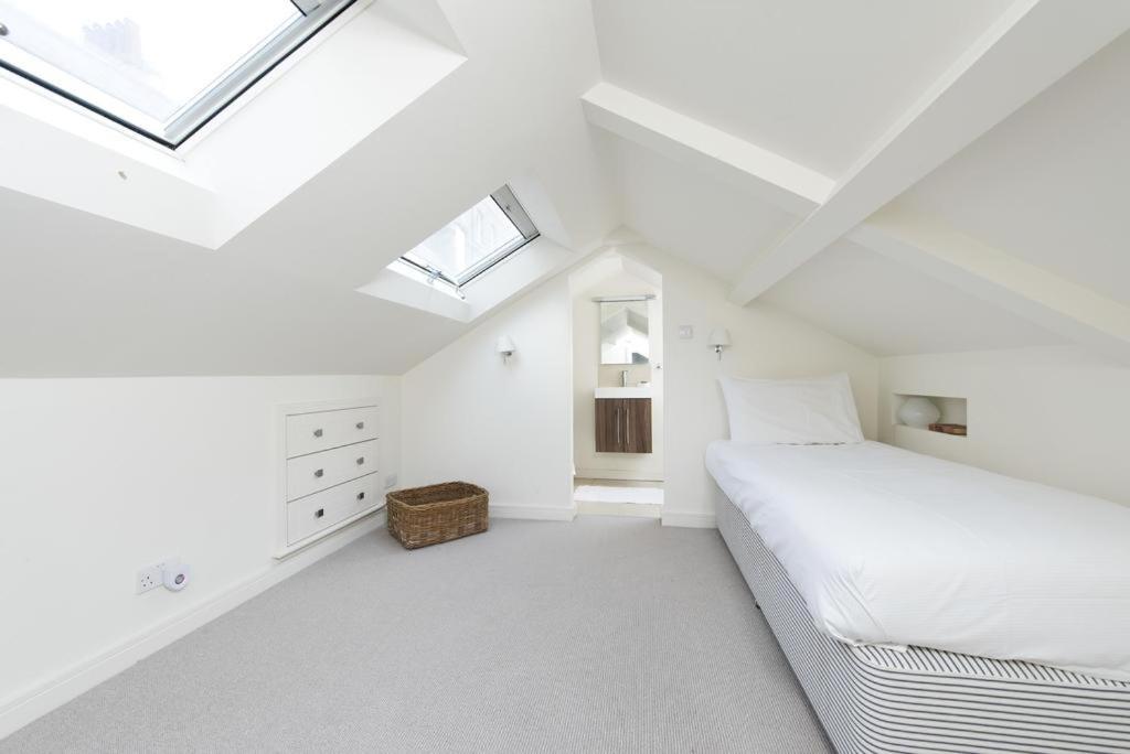 Perfect Kensington Mews House - Quiet Location Londres