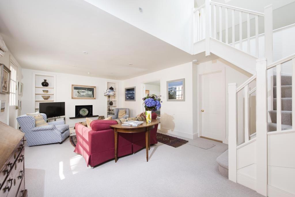 Hébergement de vacances Perfect Kensington Mews House - Quiet Location Londres